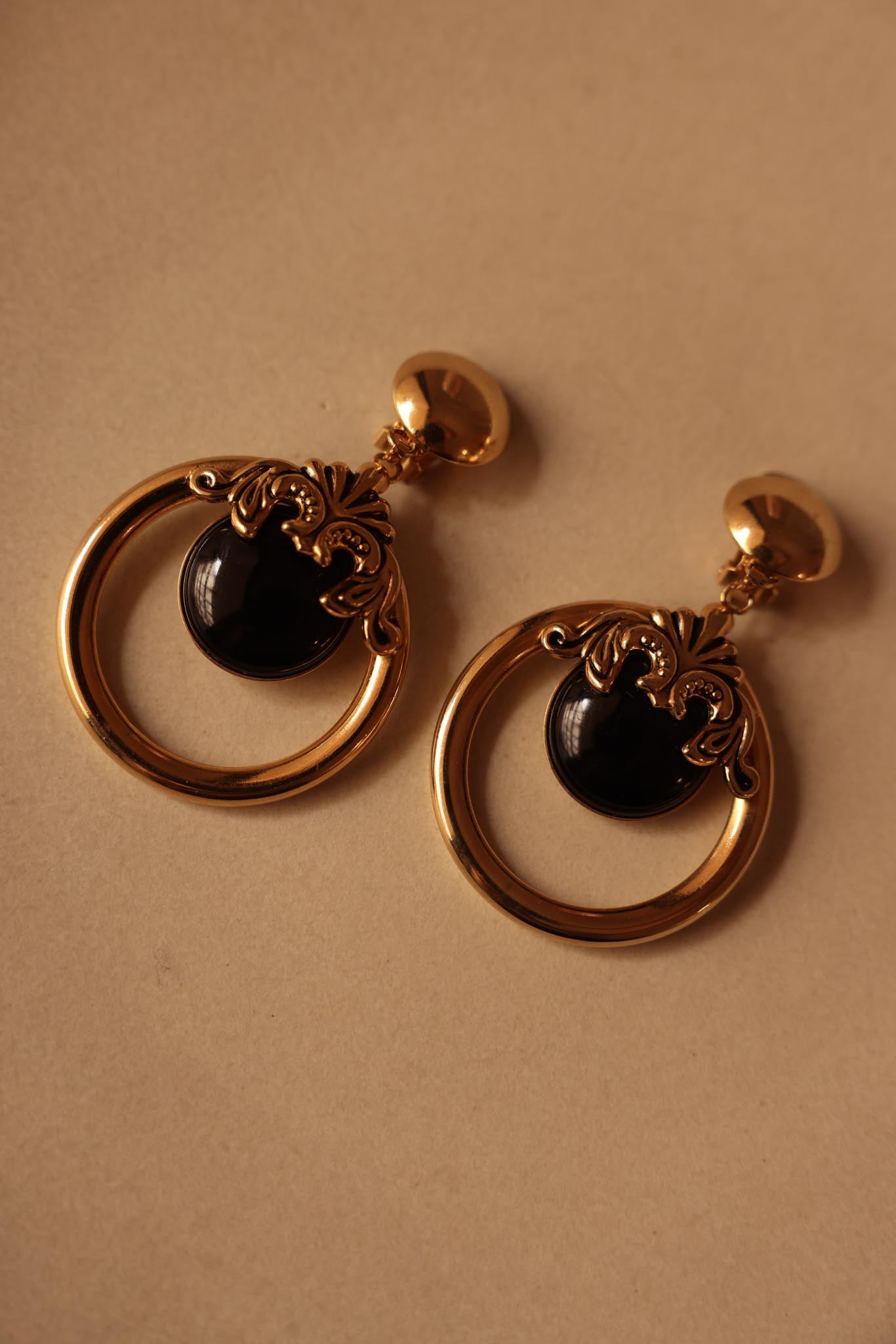 Grand Loop Gold and Black Clip-On Earrings|Vintage Baazaar 