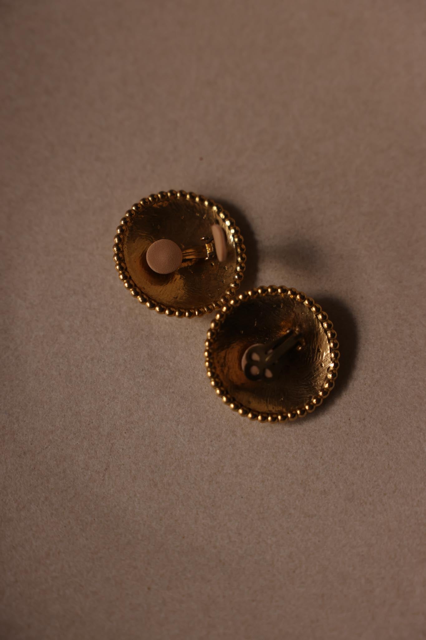 1980s Hammered Gold-Tone Turquoise Clip-On Earrings