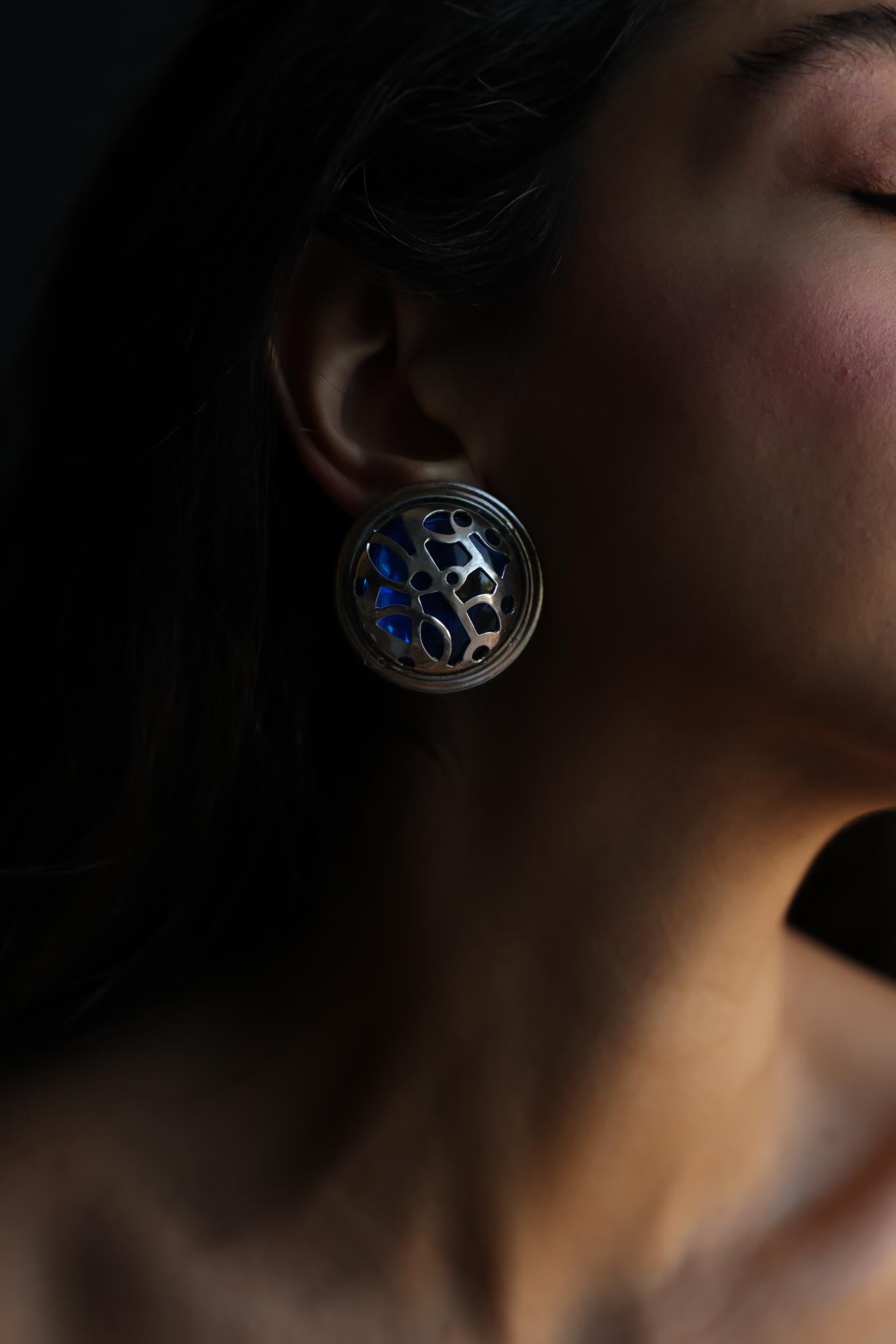 Round Silver-Tone Blue Abstract Clip-On Earrings