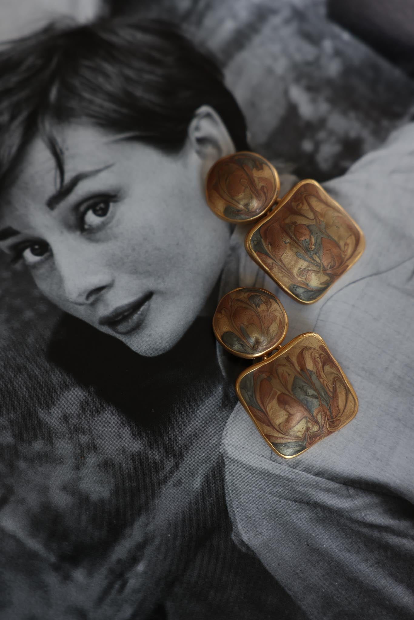 Golden Marbled Earrings|Vintage Baazaar 