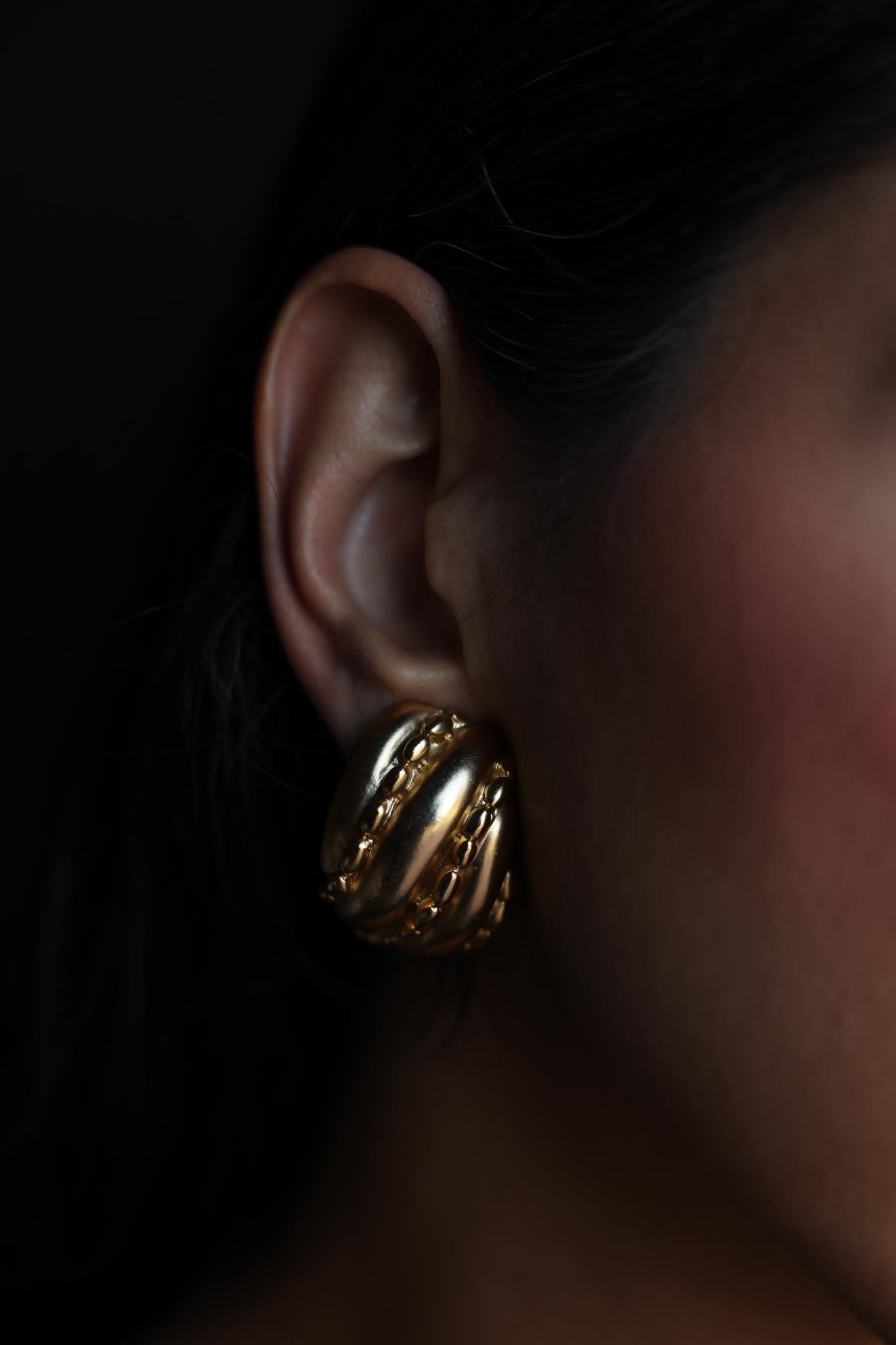 Golden Weave Clip-On Earrings|Vintage Baazaar 