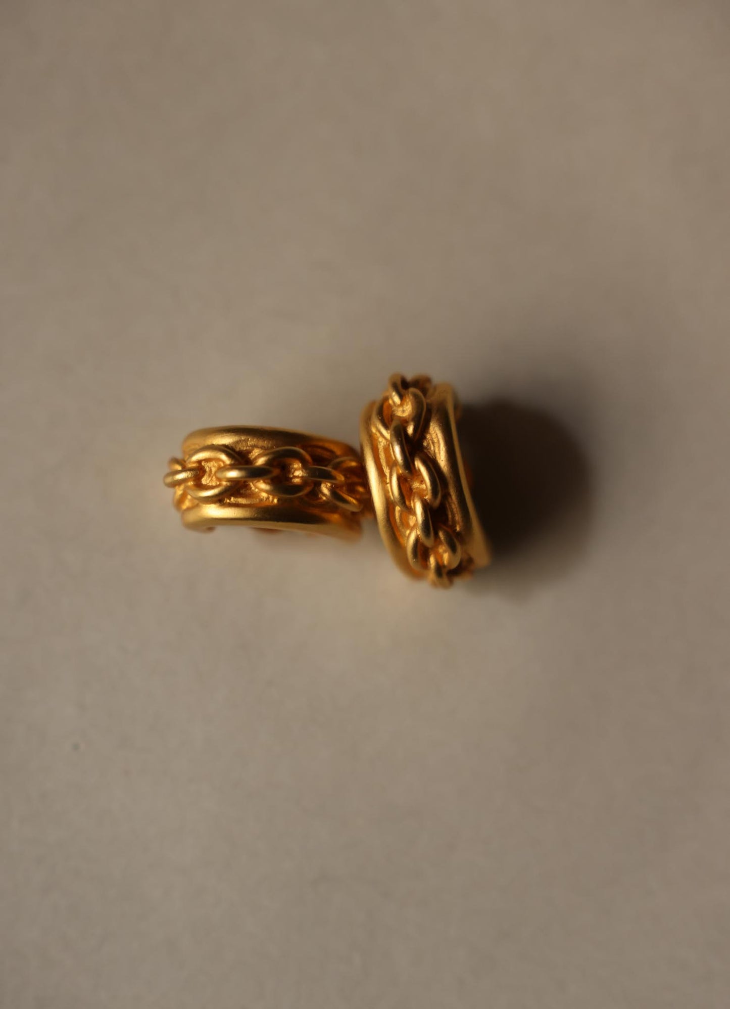 Brushed Gold Chain-Link Clip-On Earrings | 10K Gold Filled|Vintage Baazaar 