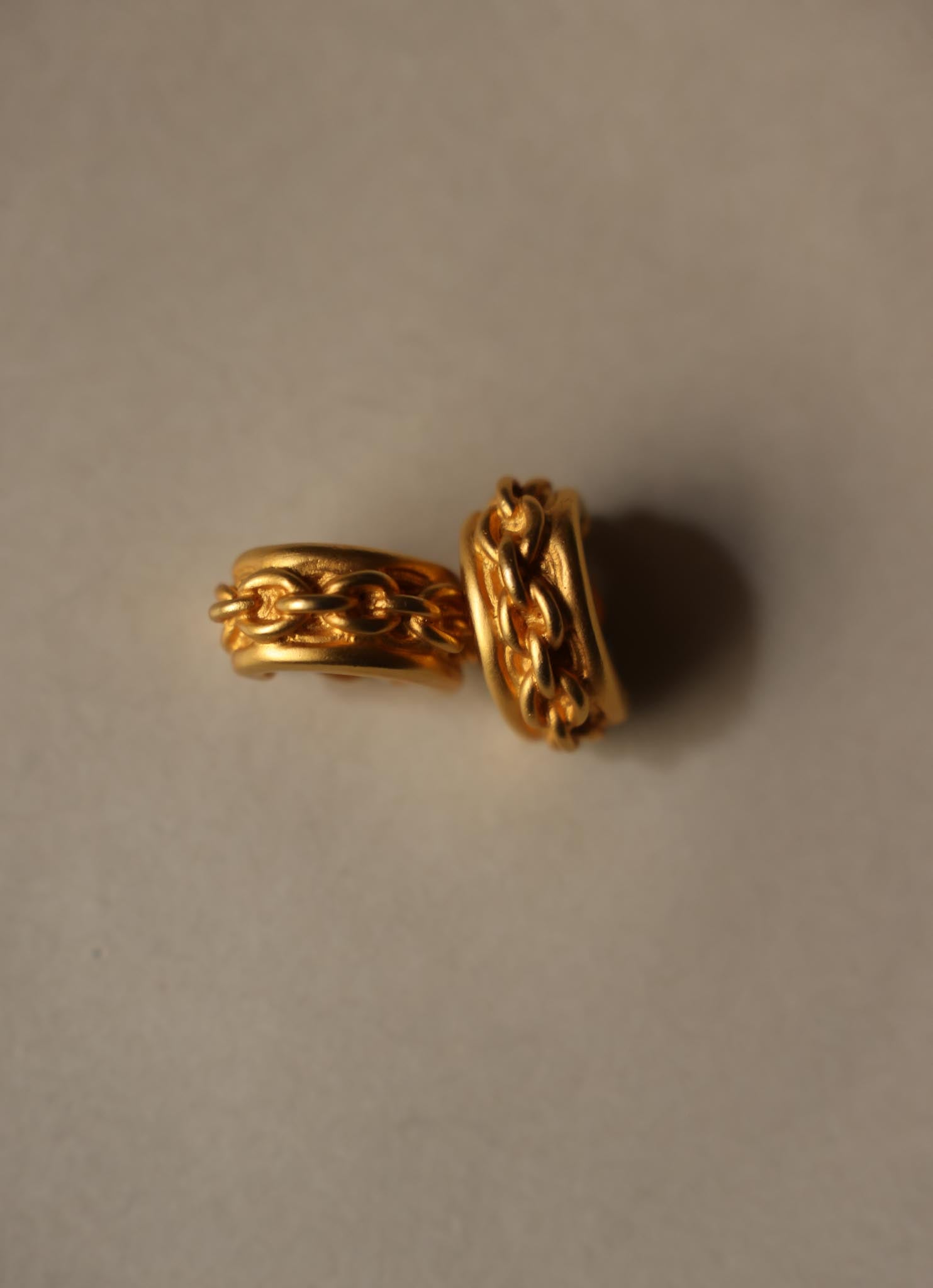 Brushed Gold Chain-Link Clip-On Earrings | 10K Gold Filled|Vintage Baazaar 
