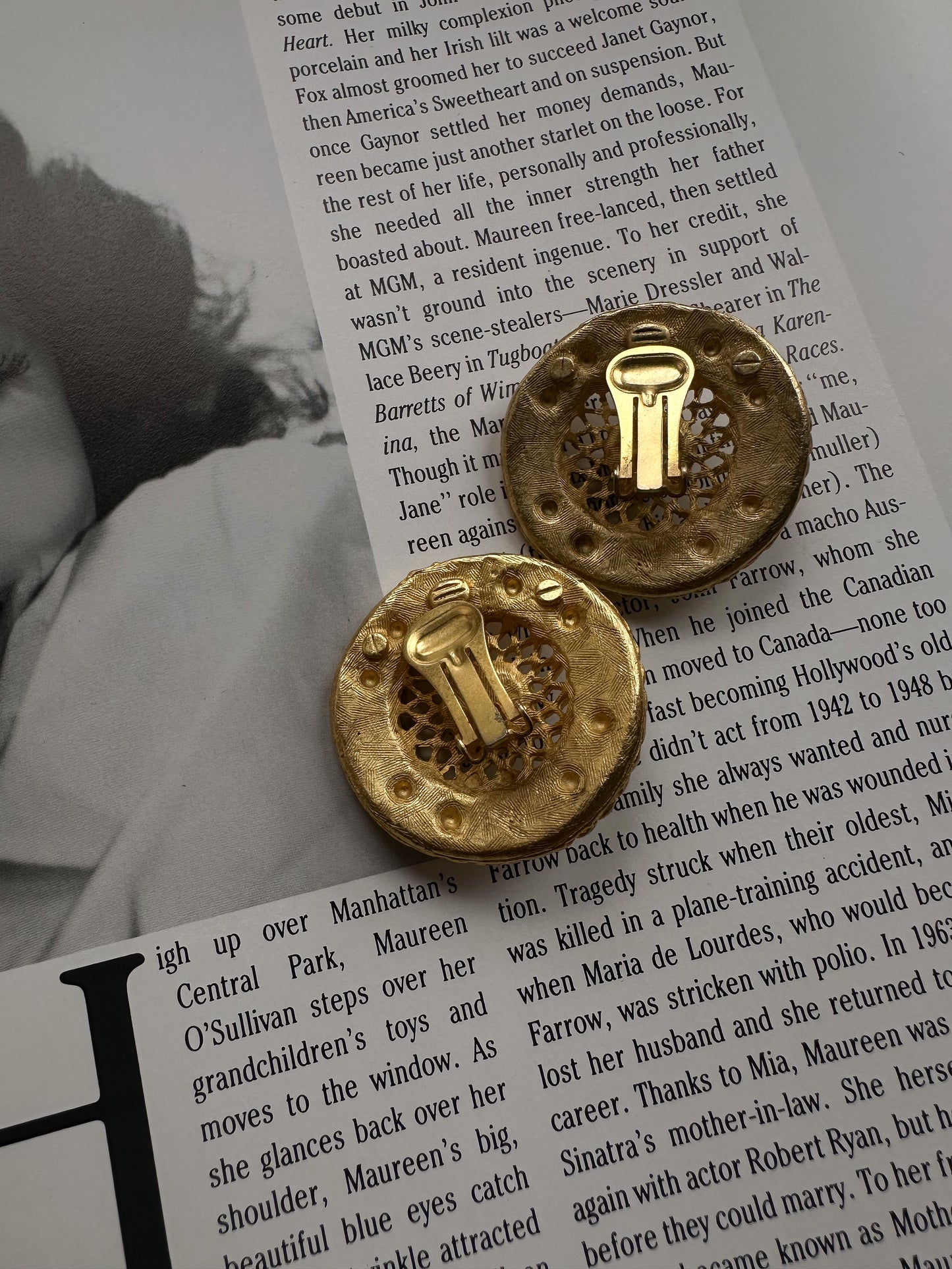 Golden Filigree Pearl Earrings|Vintage Baazaar 
