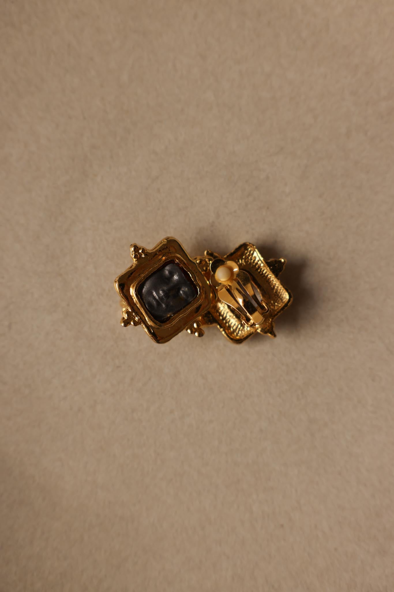 Gold-Tone Face Clip-On Earrings|Vintage Baazaar 