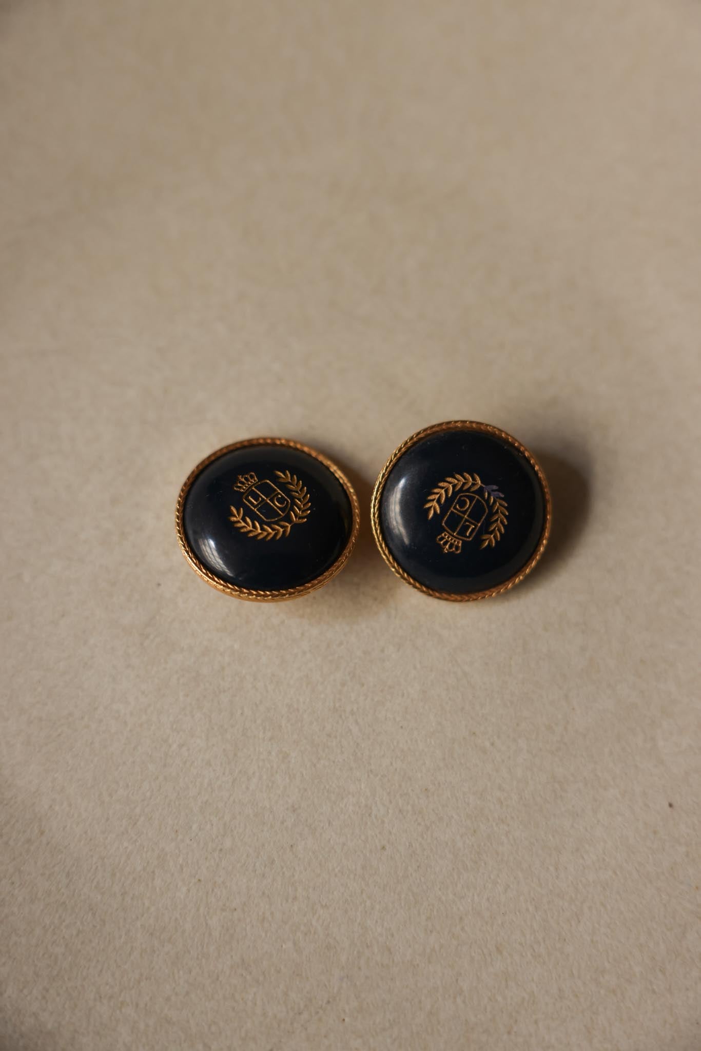 Liz Claiborne Crest Clip-On Earrings|Vintage Baazaar 