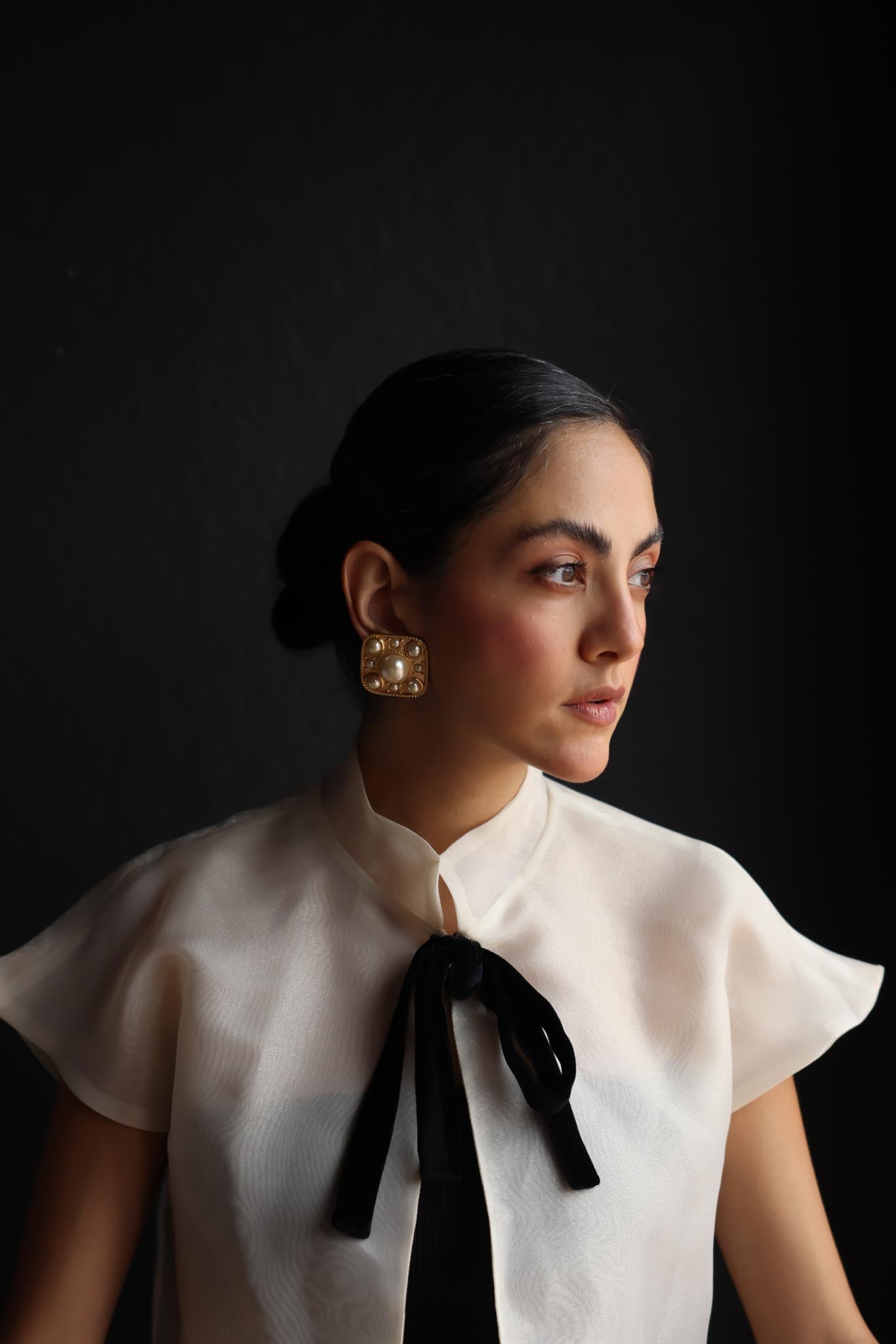 Geometric Pearl Cluster Clip-On Earrings|Vintage Baazaar 