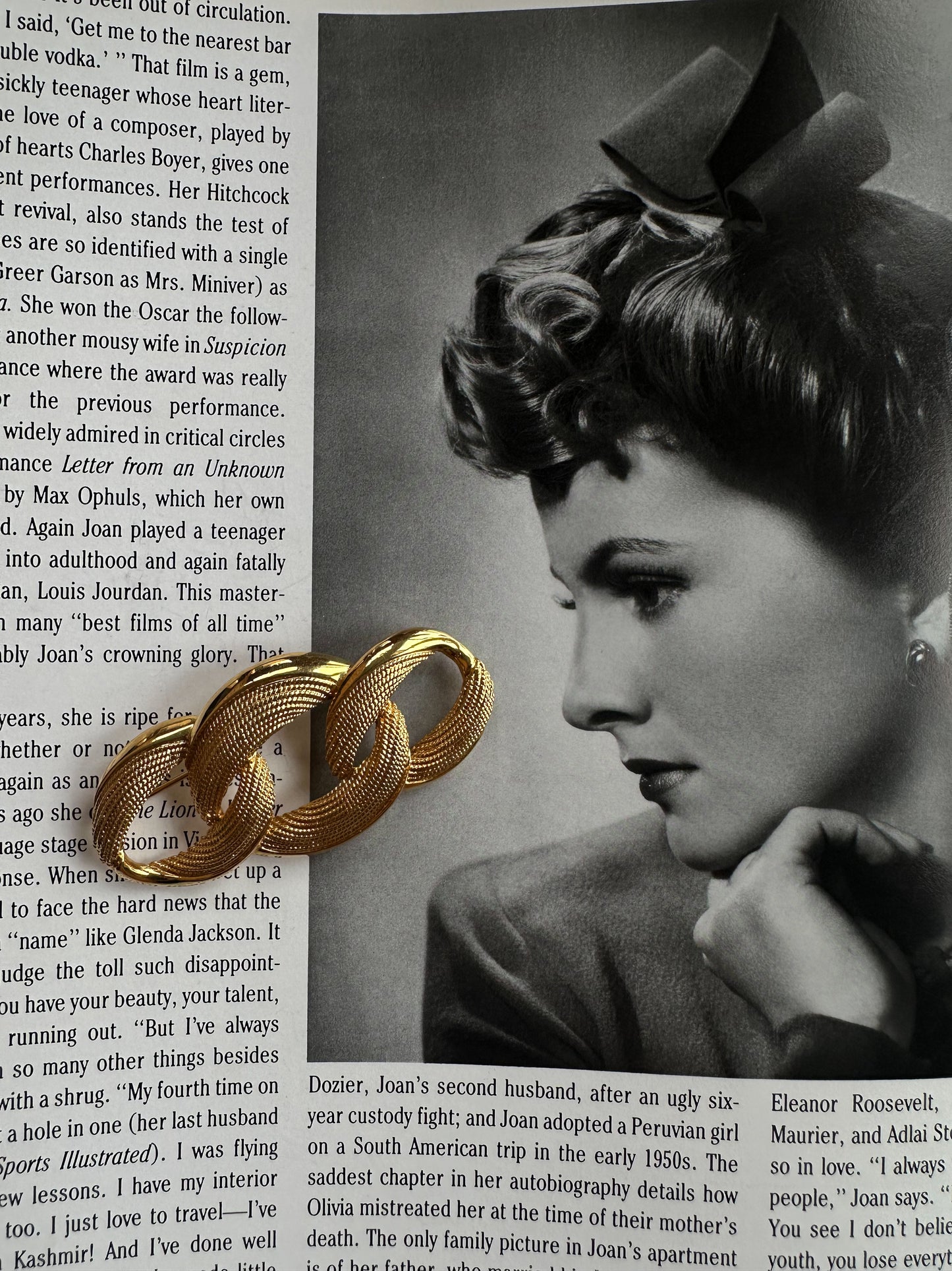 Napier Golden Unity Brooch|Vintage Baazaar 