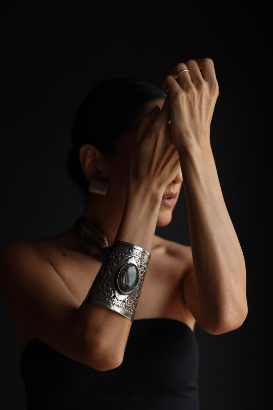 Ornate Silver-Tone Cuff with Dark Green Natural Stone|Vintage Baazaar 