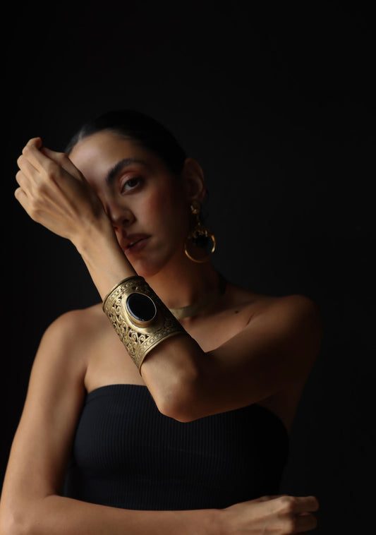 Gold Brass Cutout Cuff with Black Stone Center|Vintage Baazaar 