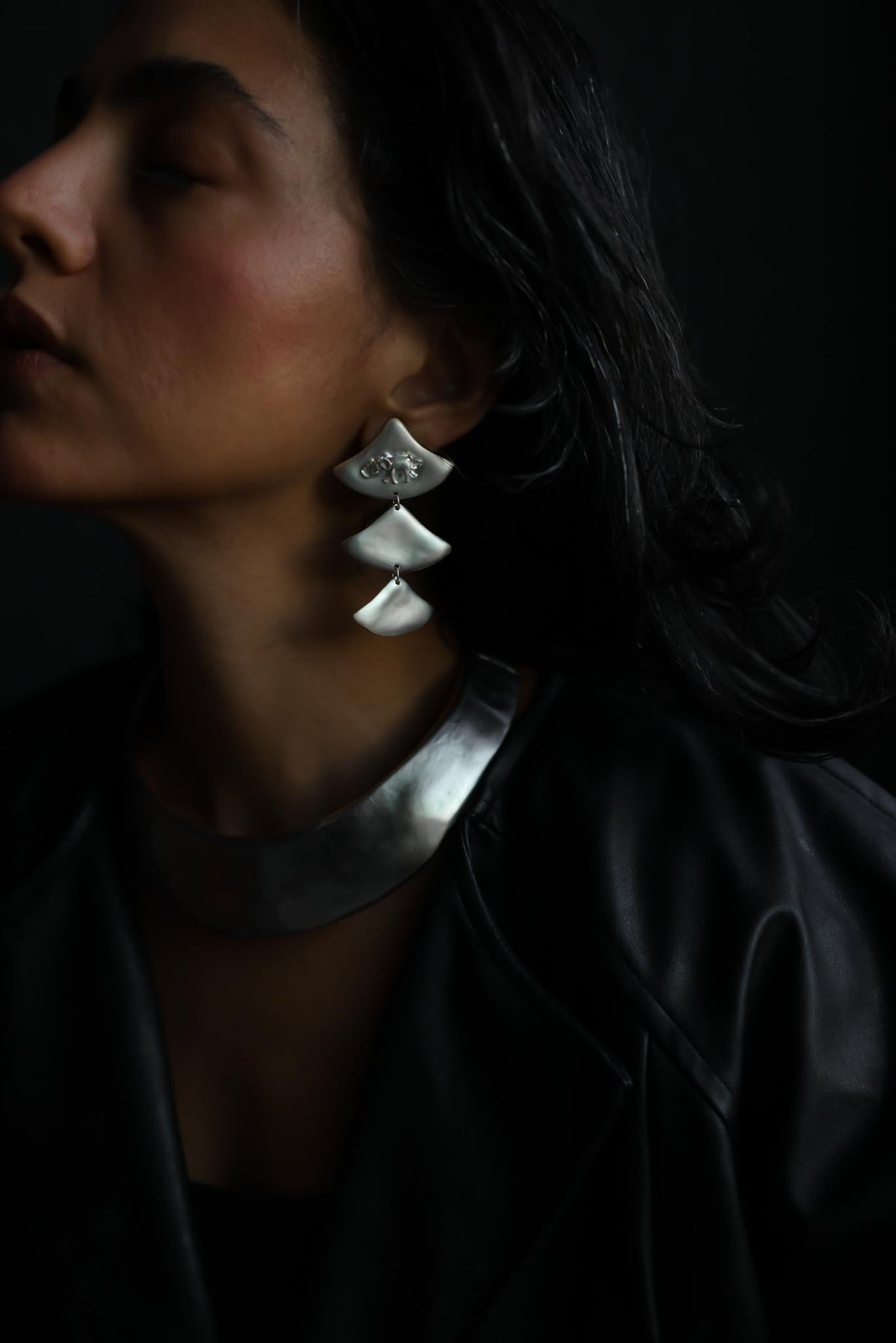 Matte Silver Elephant Fan-Shaped Triple Drop Clip-Ons