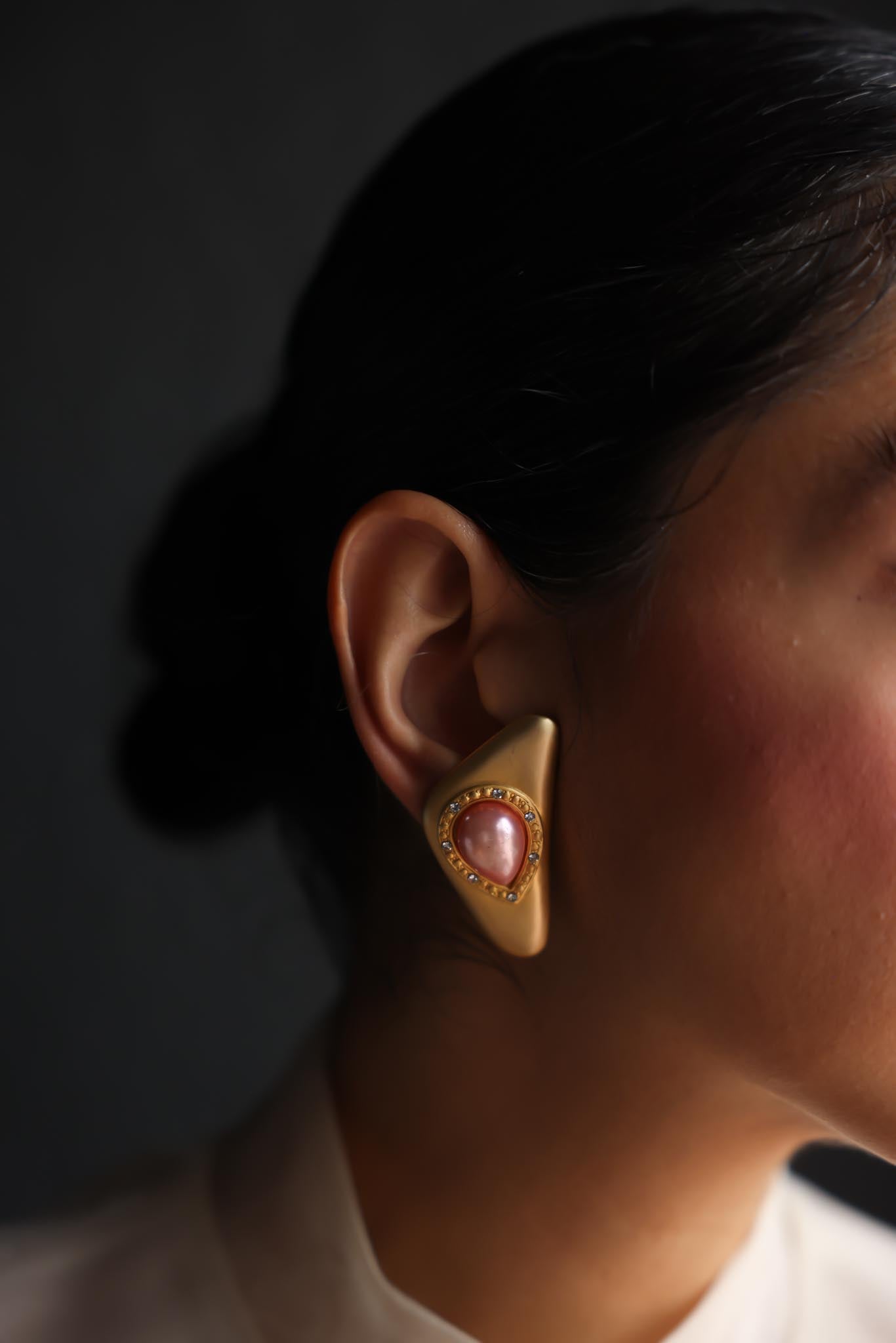 Two Sisters Matte Gold Clip-On Earrings with Pink Teardrop Center|Vintage Baazaar 