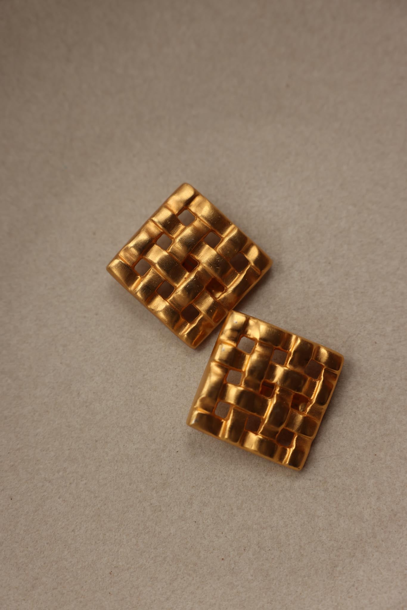 Golden Woven Clip-On Earrings|Vintage Baazaar 