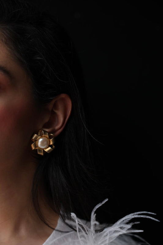 Brushed Gold and Faux Pearl Clip-On Earrings|Vintage Baazaar 