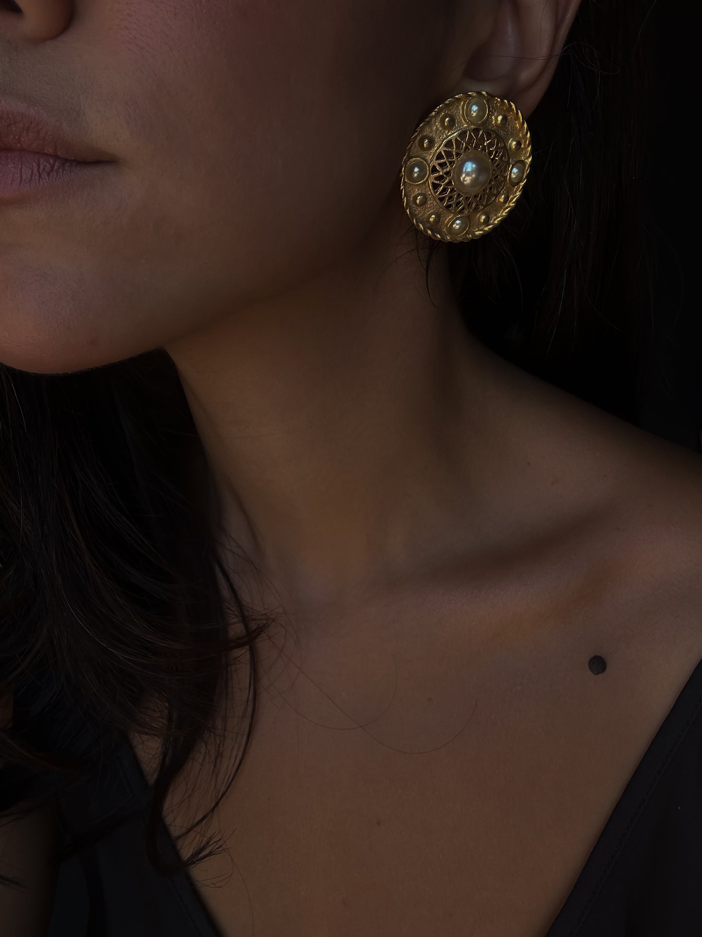 Golden Filigree Pearl Earrings|Vintage Baazaar 