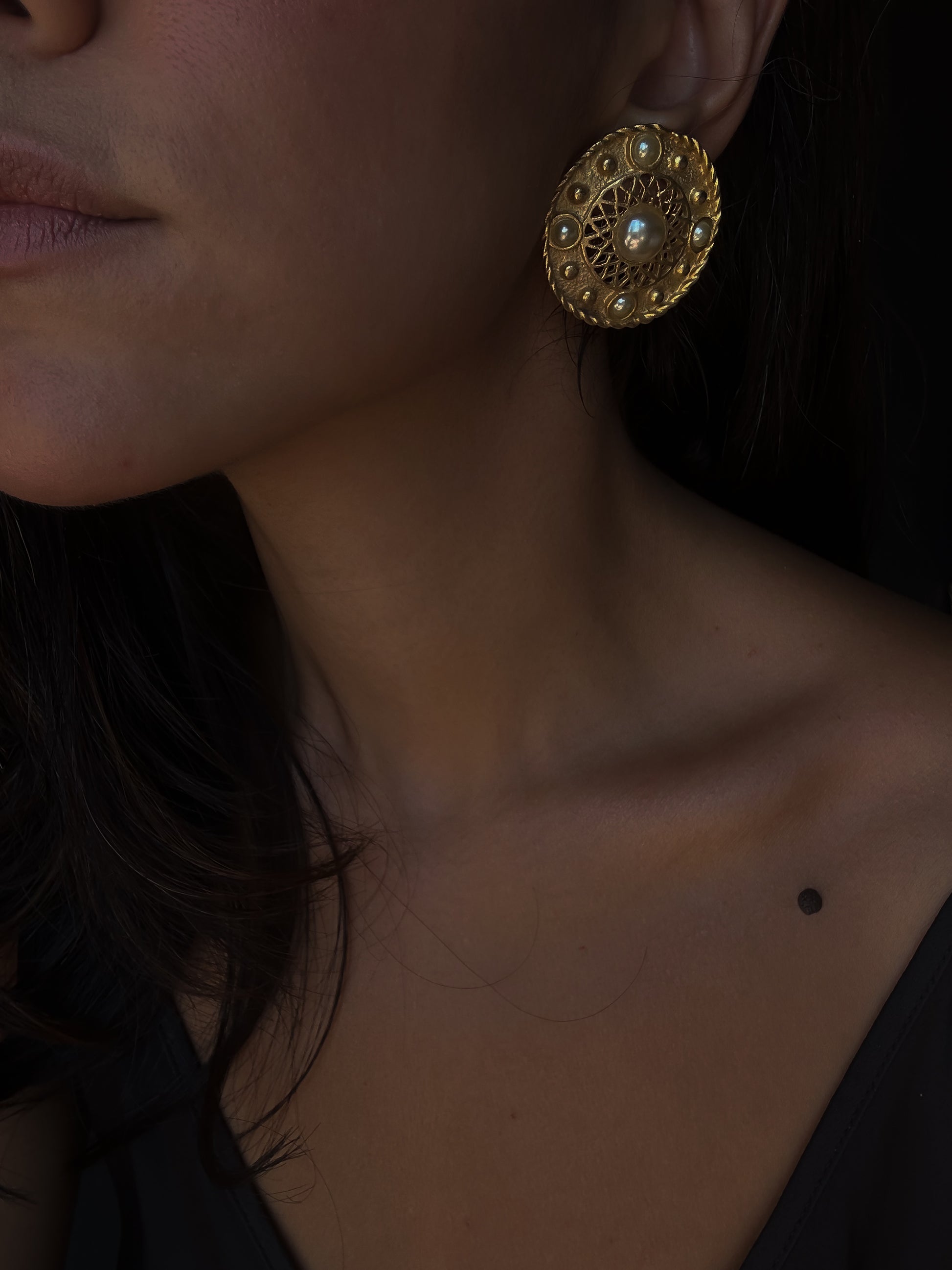 Golden Filigree Pearl Earrings|Vintage Baazaar 