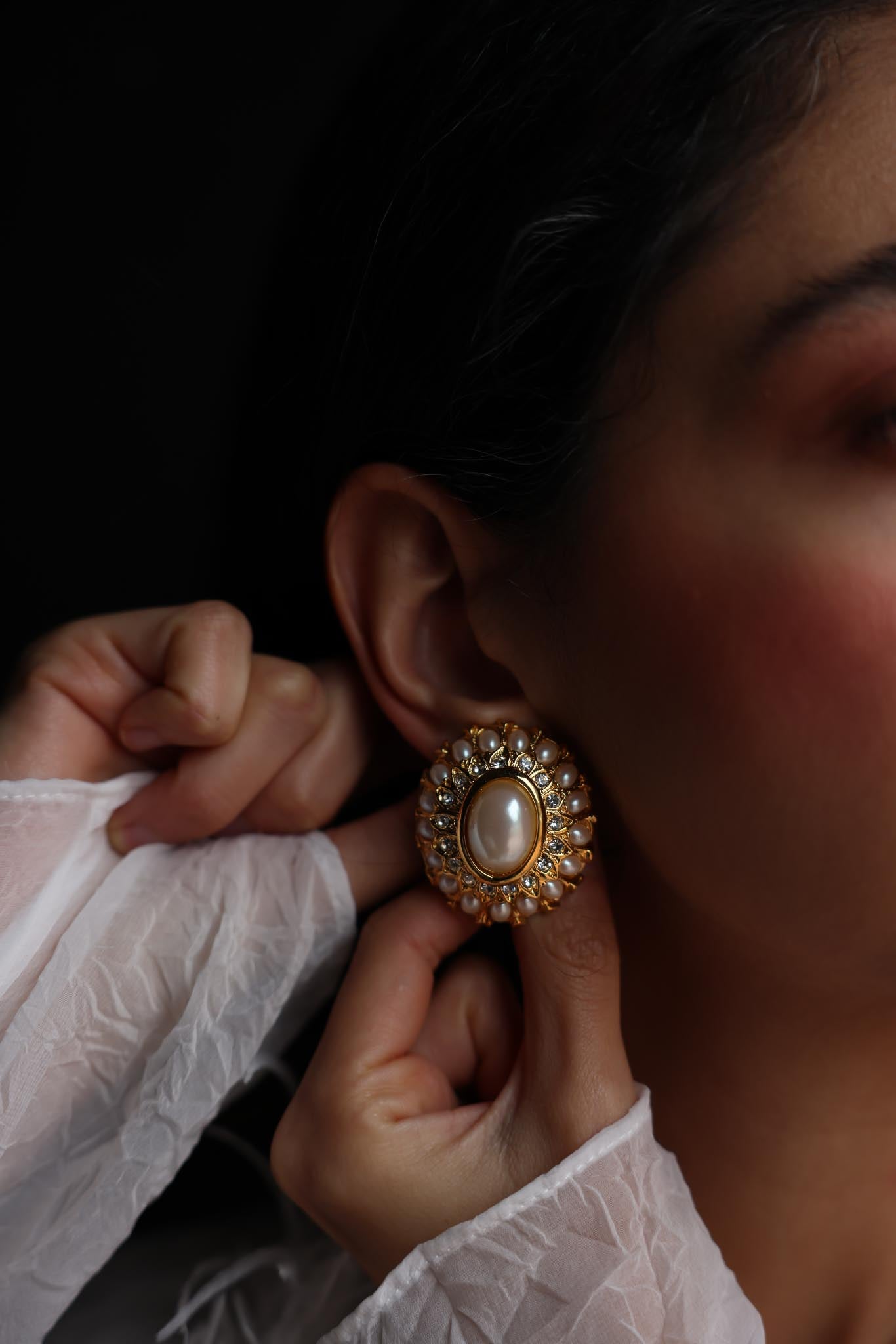 Gold-Tone & Faux Pearl Clip-On Earrings|Vintage Baazaar 