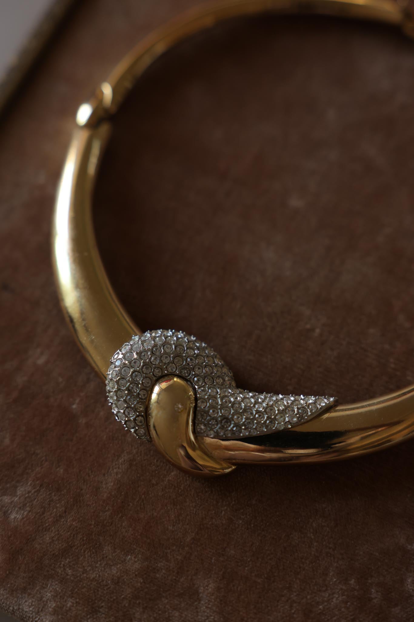 Gold Tone Rhinestone Wave Collar Necklace