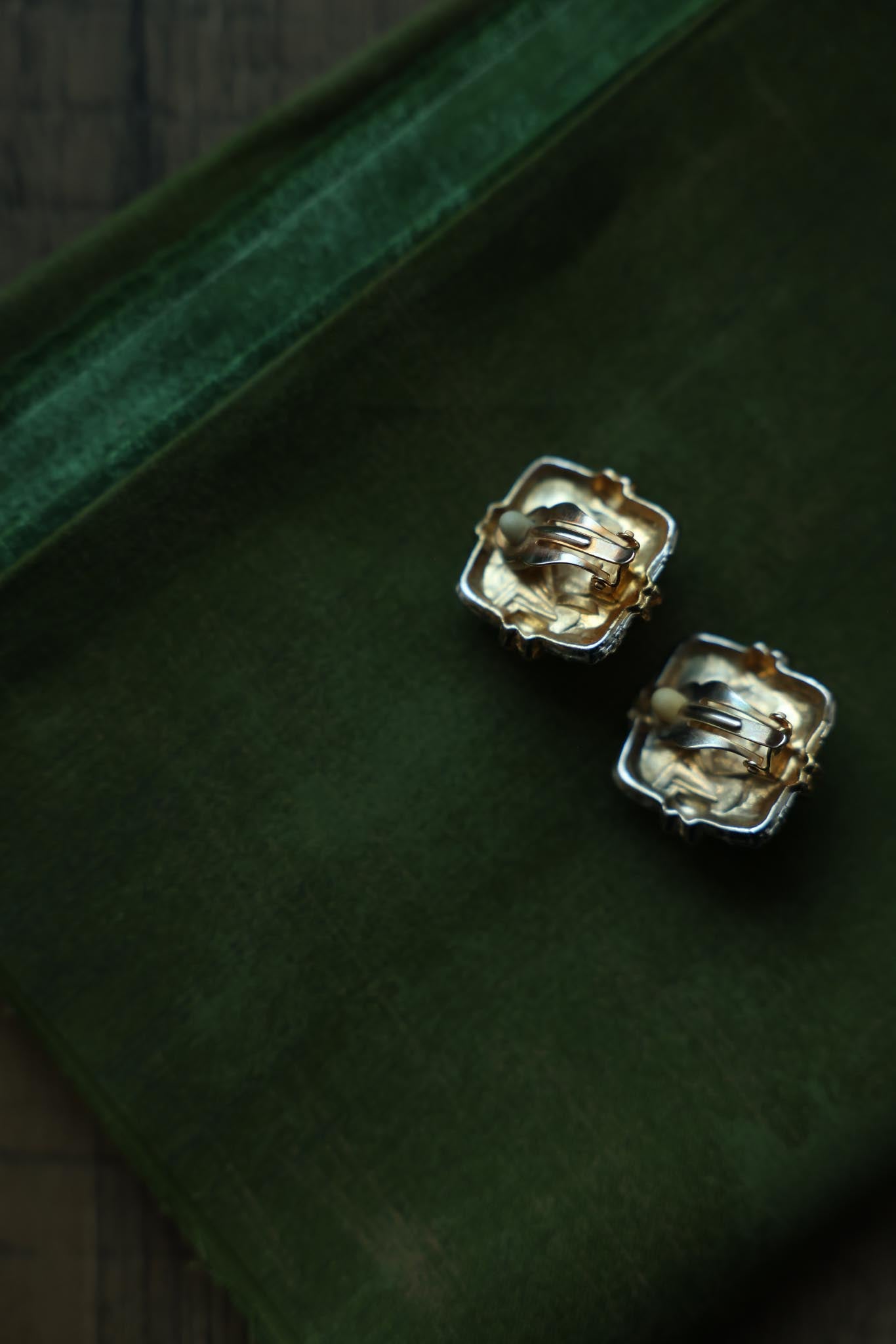 Two-Tone Black Cabochon Rhinestone Clip-On Earrings