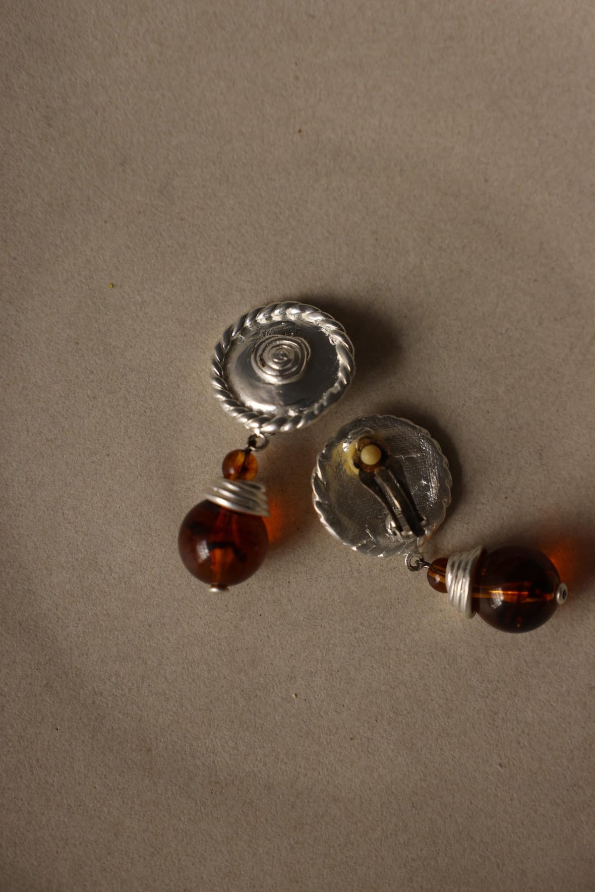 Silvertone Round Swirl & Amber Bead Drop Clip-On Earrings|Vintage Baazaar 
