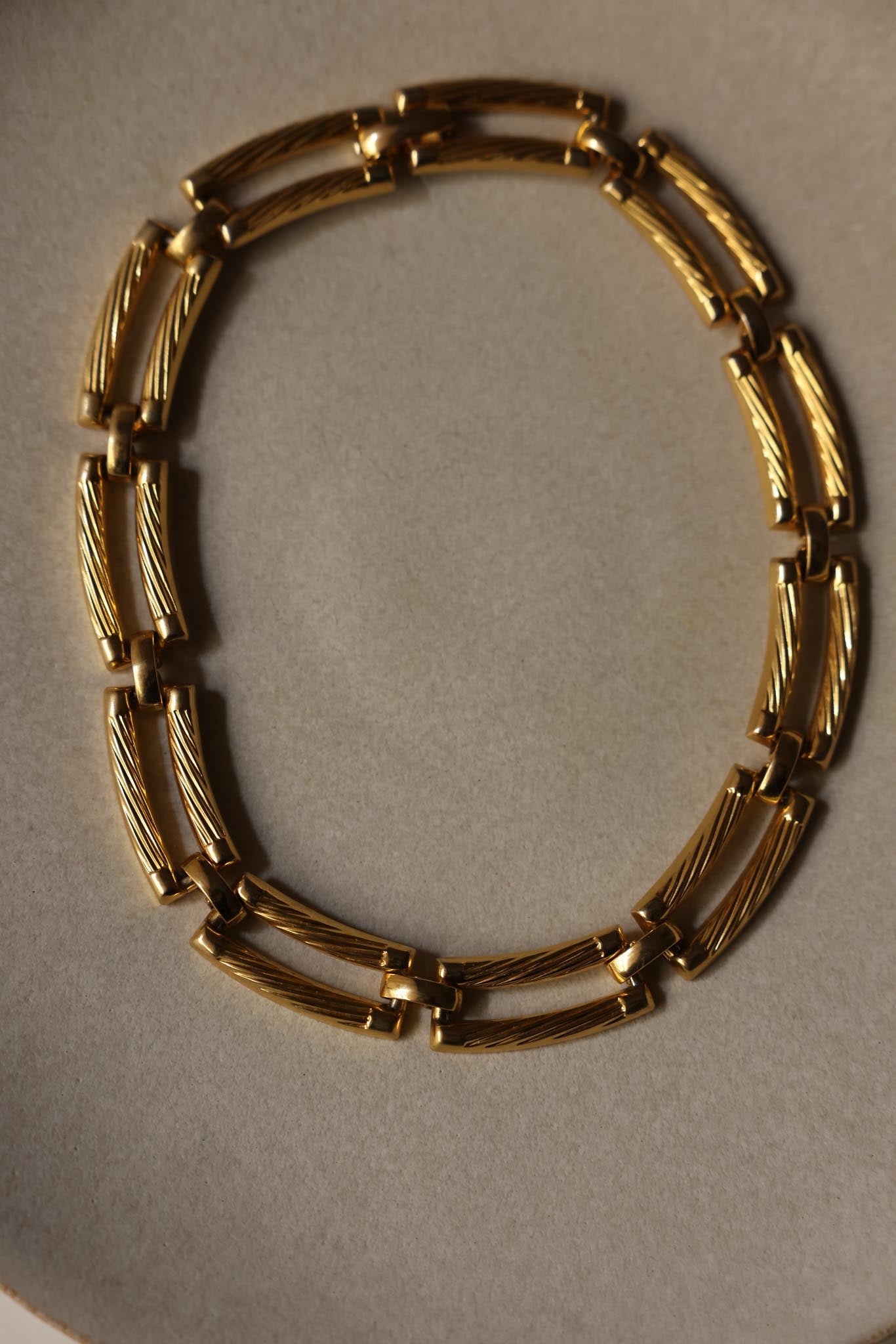 Gold-Tone Double-Link Statement Necklace|Vintage Baazaar 