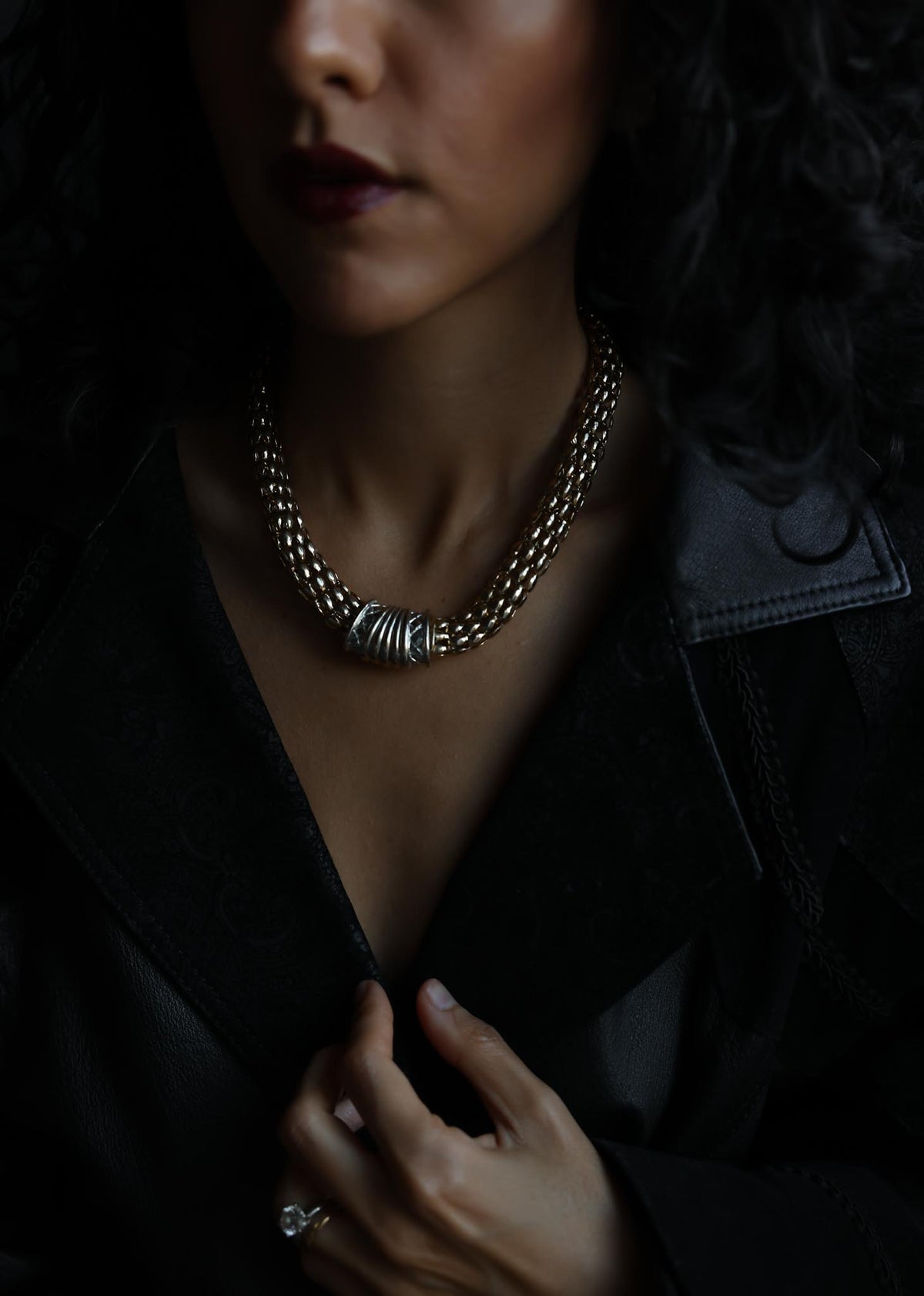 Chunky Gold Tone Mesh Necklace with Two Tone Magnetic Clasp (Copy)|Vintage Baazaar 