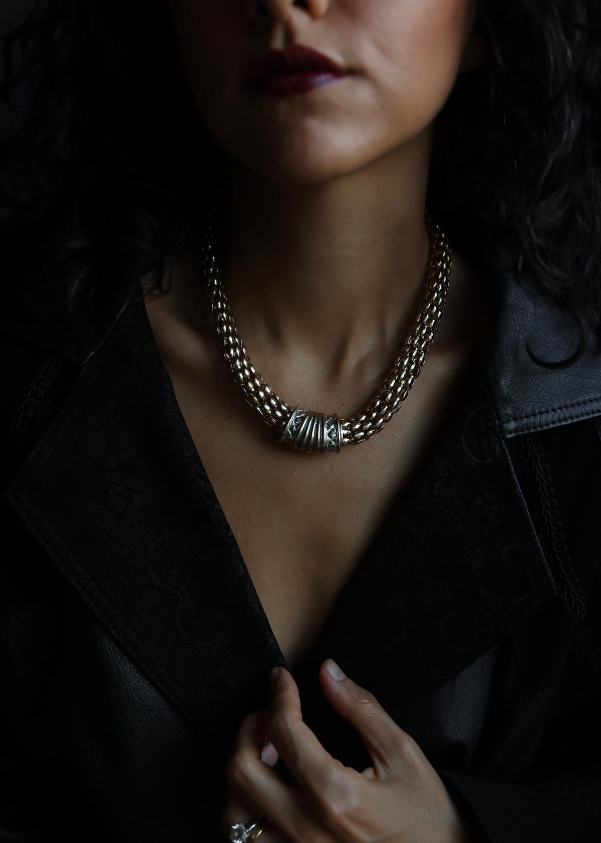 Chunky Gold Tone Mesh Necklace with Two Tone Magnetic Clasp (Copy)|Vintage Baazaar 