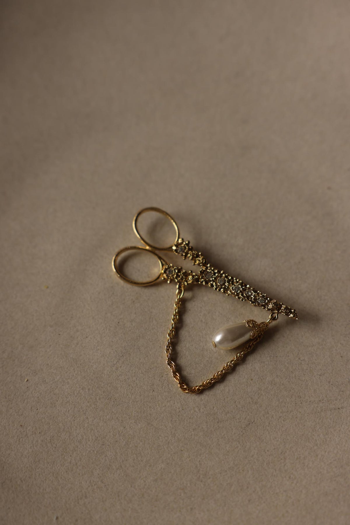 Gold Tone Scissors Brooch with Faux Pearl & Clear Rhinestones|Vintage Baazaar 