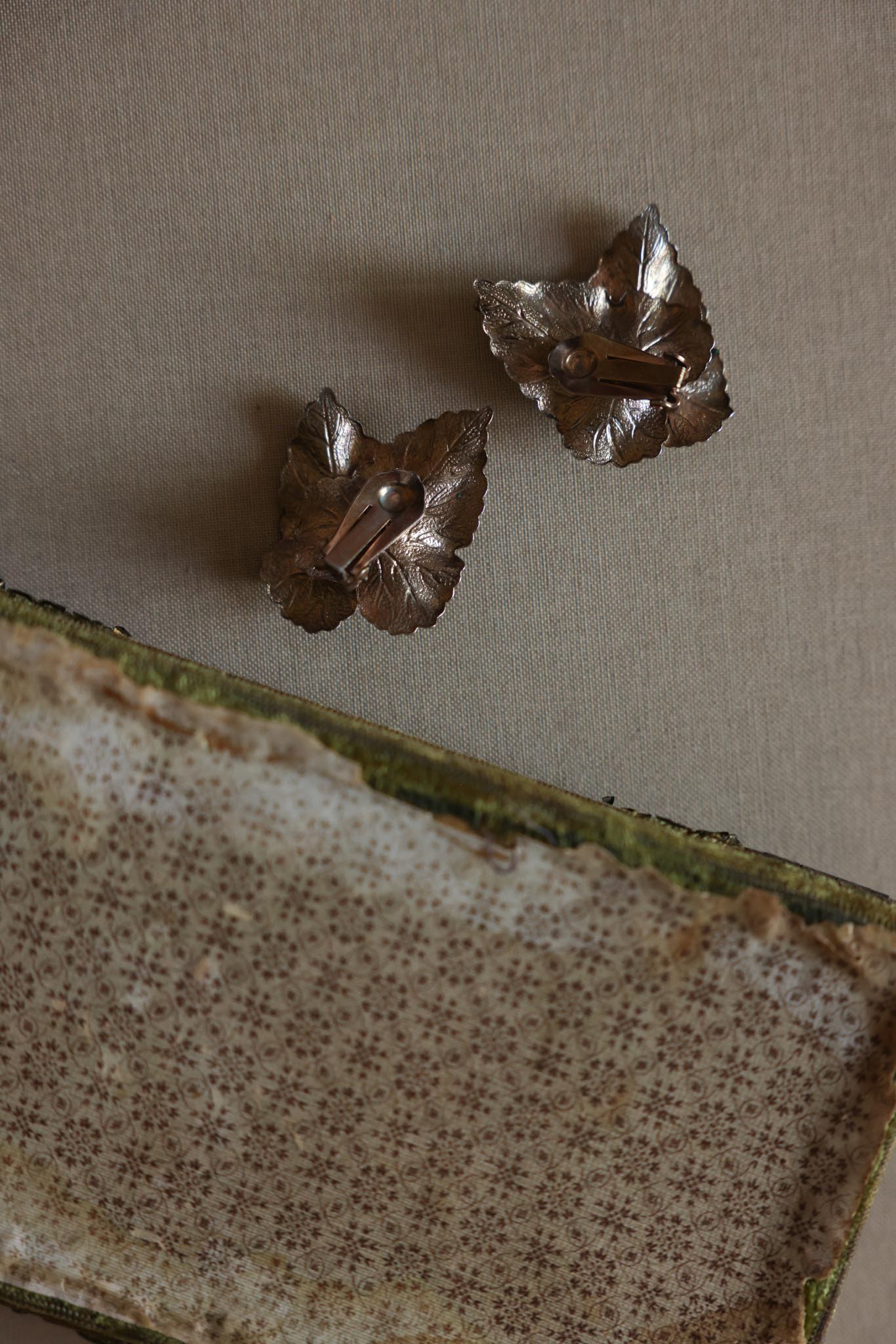 Antique Gold-Tone Leaf Rhinestone Clip-On Earrings