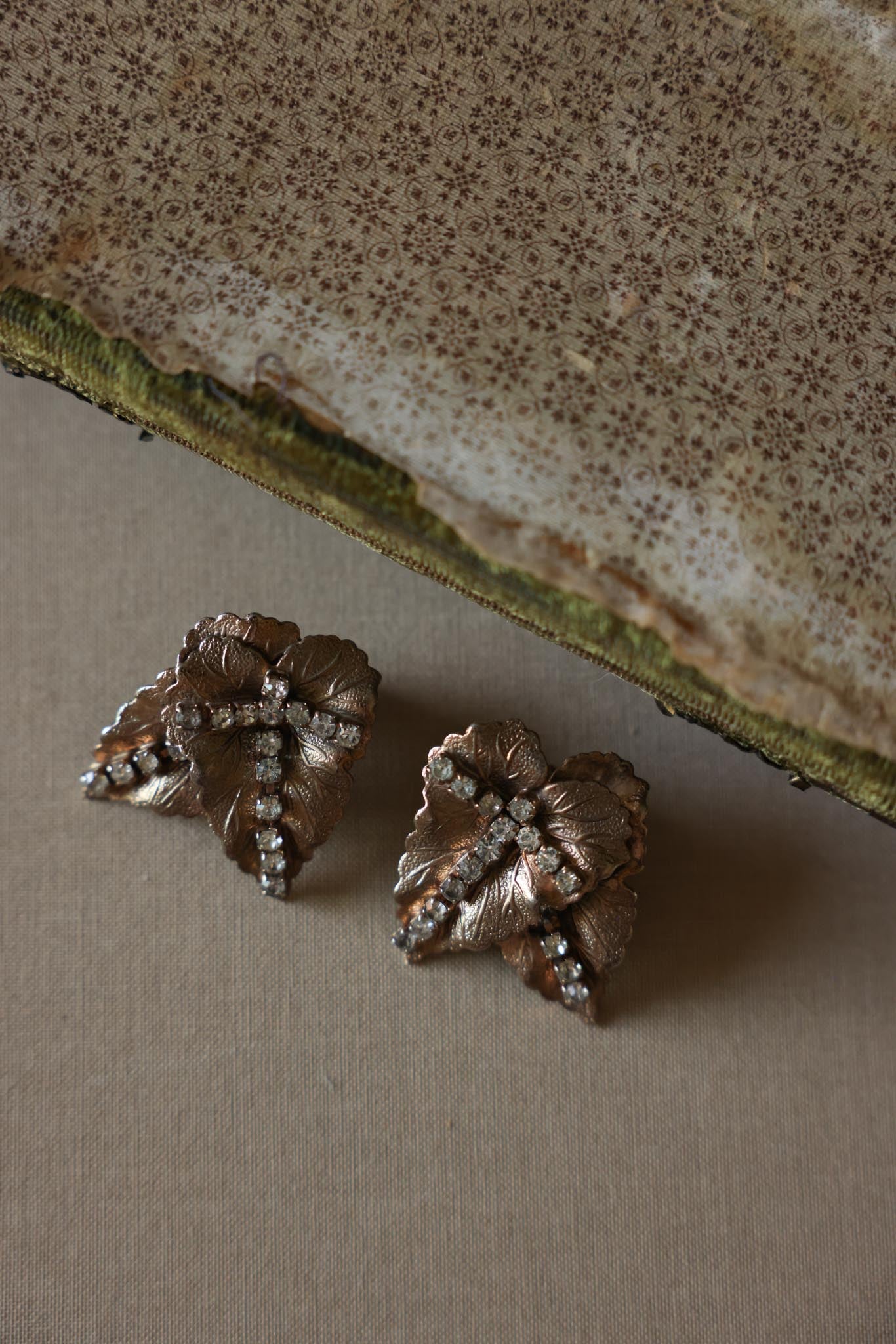 Antique Gold-Tone Leaf Rhinestone Clip-On Earrings