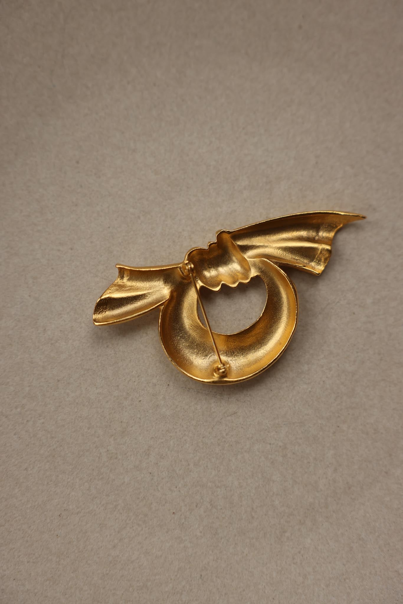 Golden Knot Statement Brooch|Vintage Baazaar 