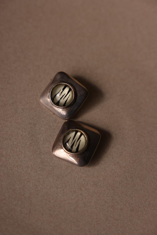Silver Tone Zebra Center Clip-On Earrings|Vintage Baazaar 