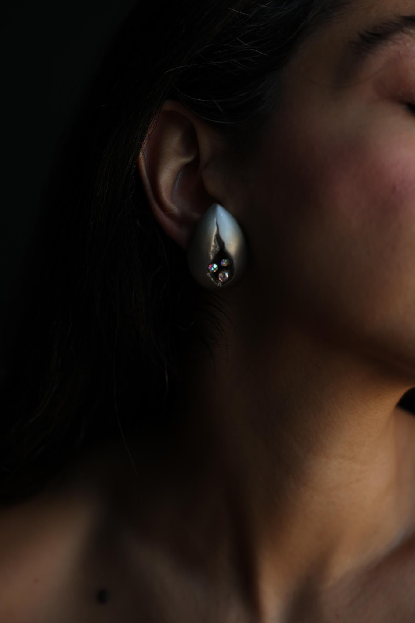 Silver-Tone Teardrop Clip-On Earrings With Rhinestones|Vintage Baazaar 