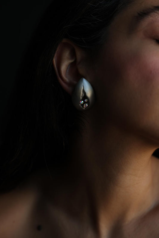 Silver-Tone Teardrop Clip-On Earrings With Rhinestones|Vintage Baazaar 
