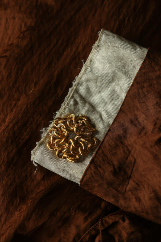 Brushed Gold Rope Knot Brooch
