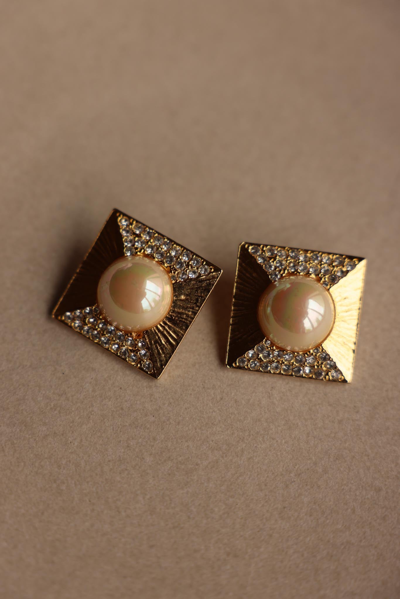 Golden Pyramid Pearl Clip-On Earrings|Vintage Baazaar 
