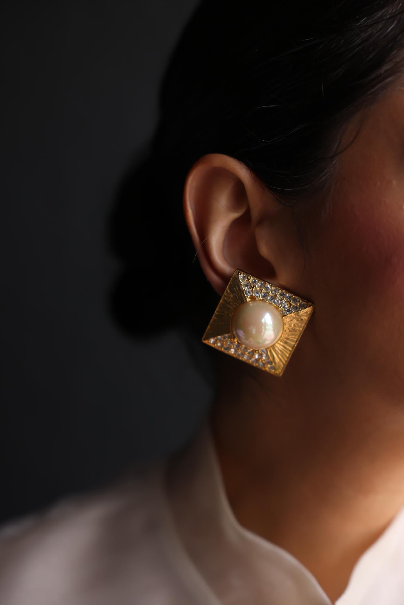 Golden Pyramid Pearl Clip-On Earrings|Vintage Baazaar 