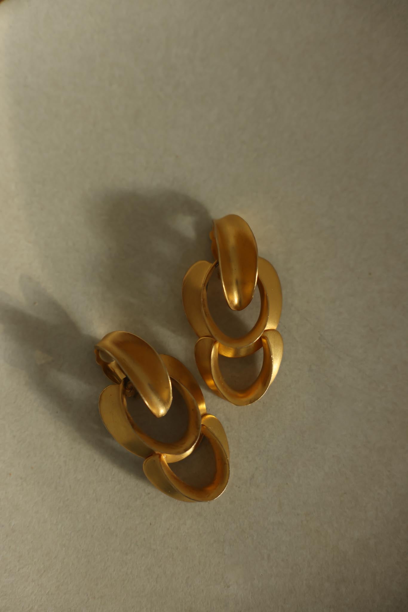Clara Studio Matte Gold Triple Link Clip-On Earrings