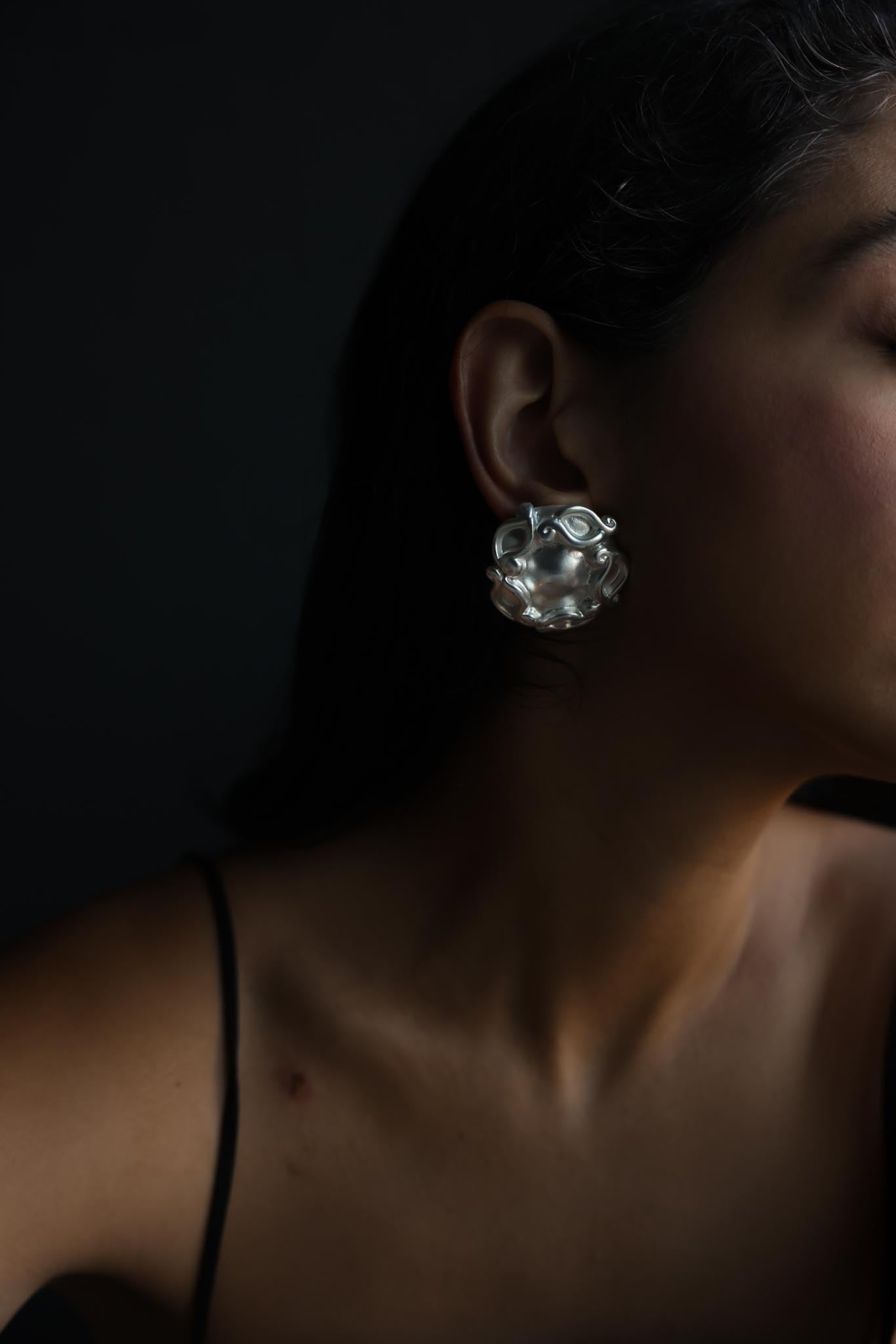 Matte Silvertone Sculptural Round Clip-On Earrings|Vintage Baazaar 