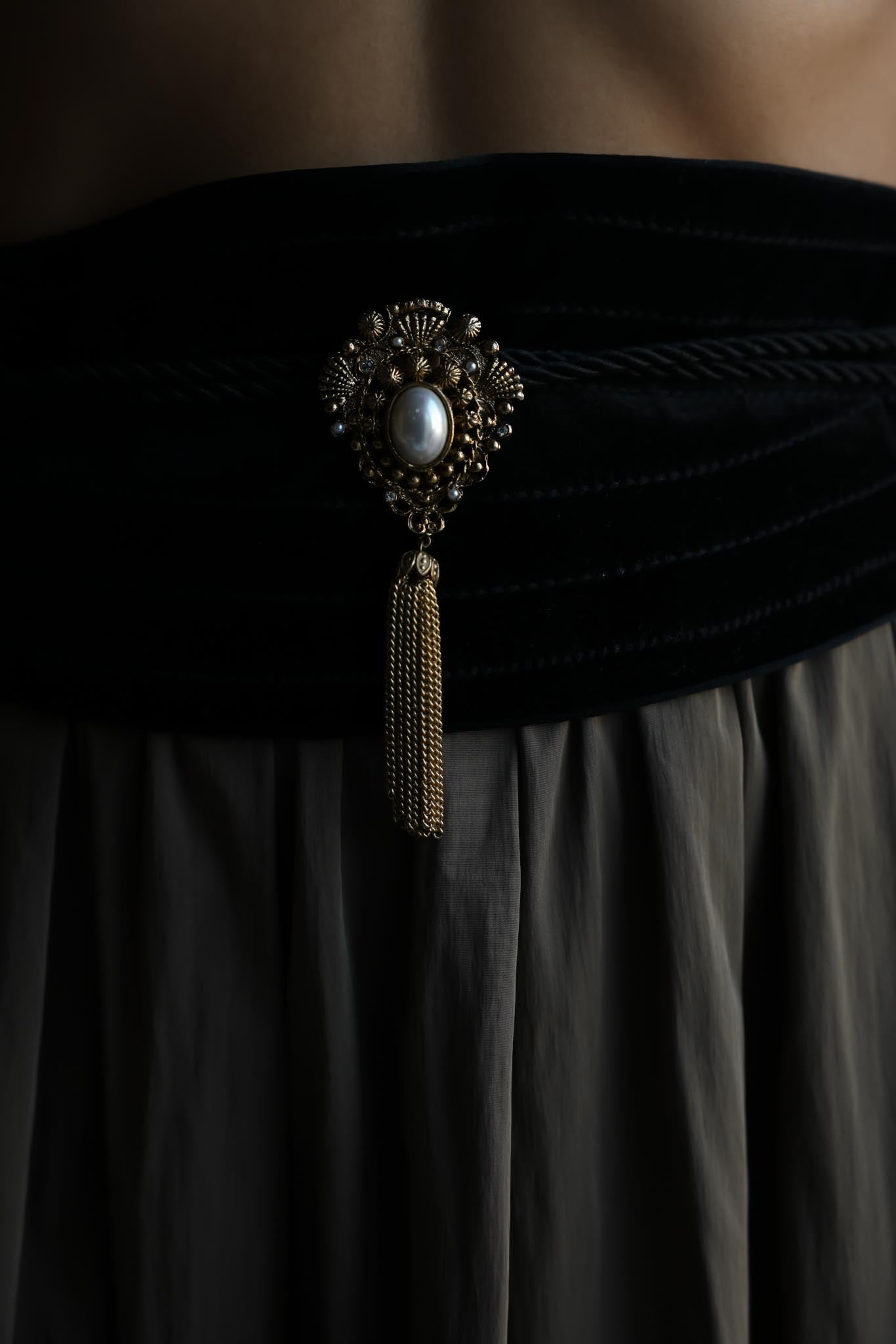 1980s Gold-Tone Tassel Clip-On Earrings With Faux Pearl Center