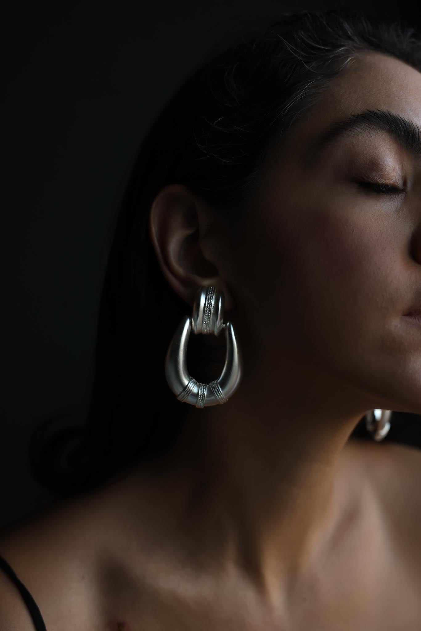 Matte Silvertone Statement Clip-On Earrings|Vintage Baazaar 