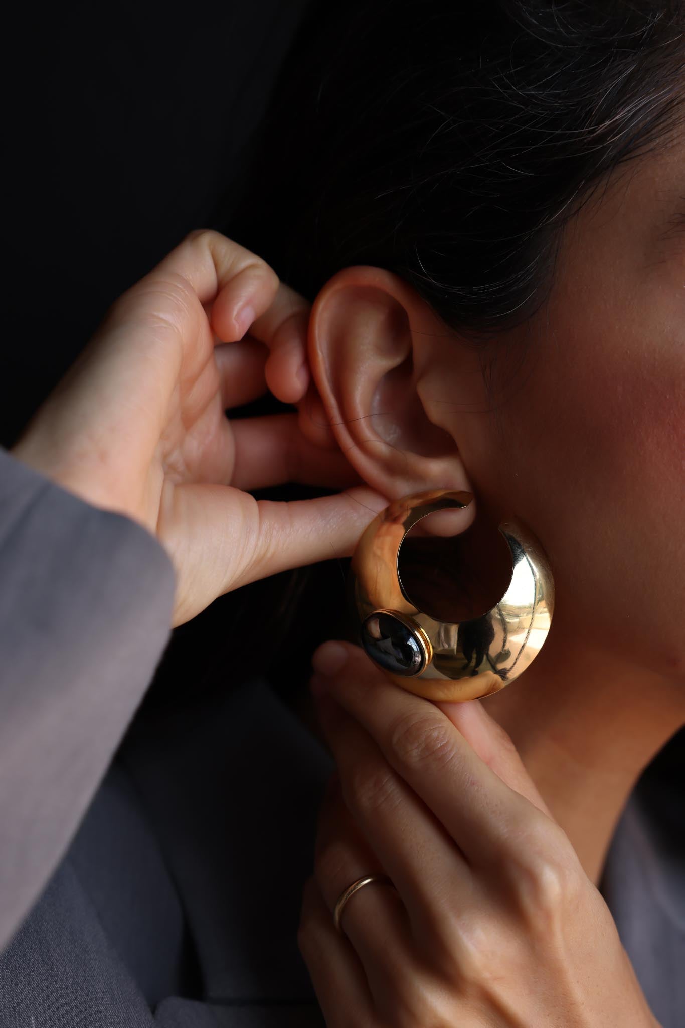 Crescent Noir Earrings|Vintage Baazaar 