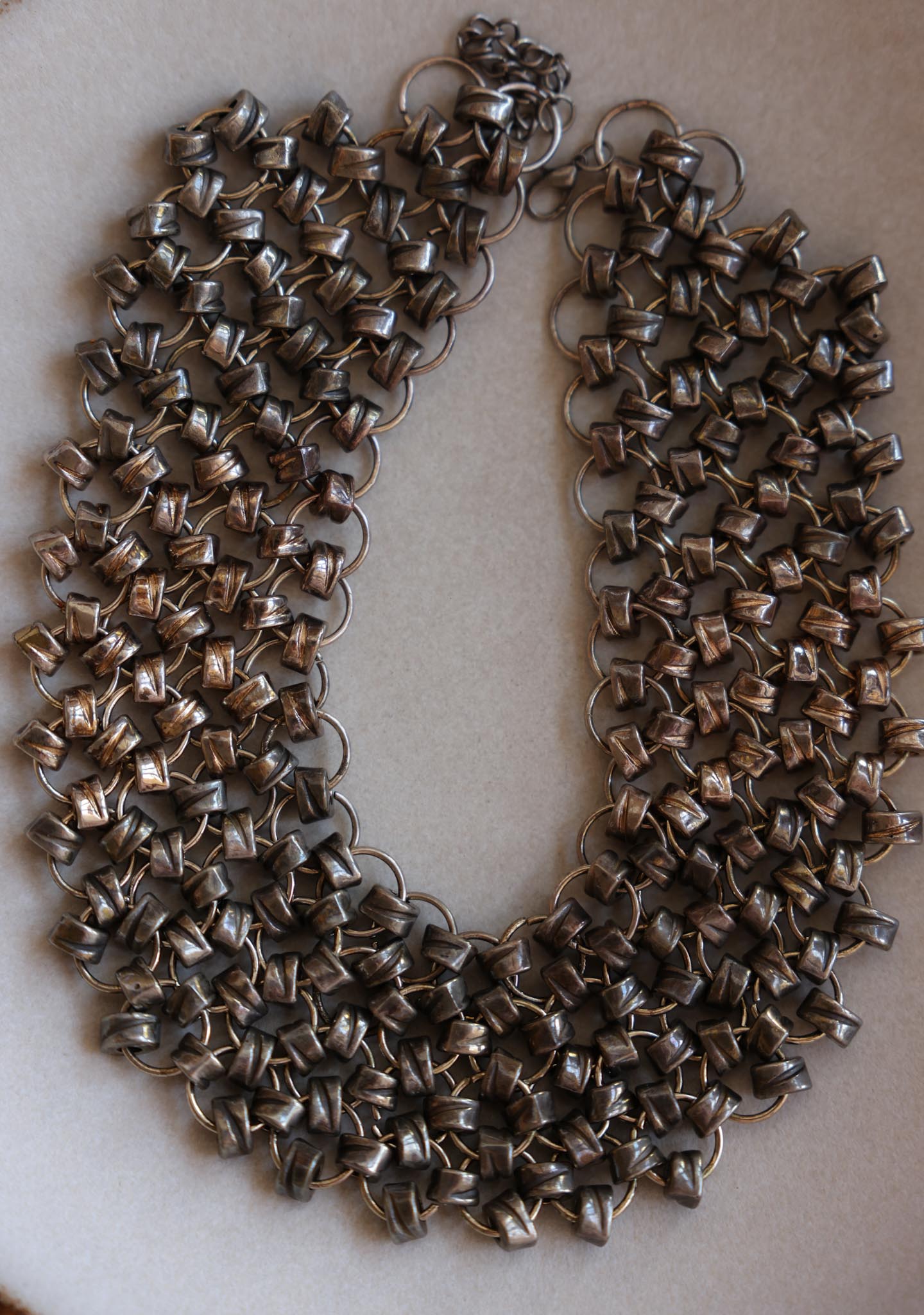 Chunky Gunmetal Chain-Link Collar Necklace|Vintage Baazaar 