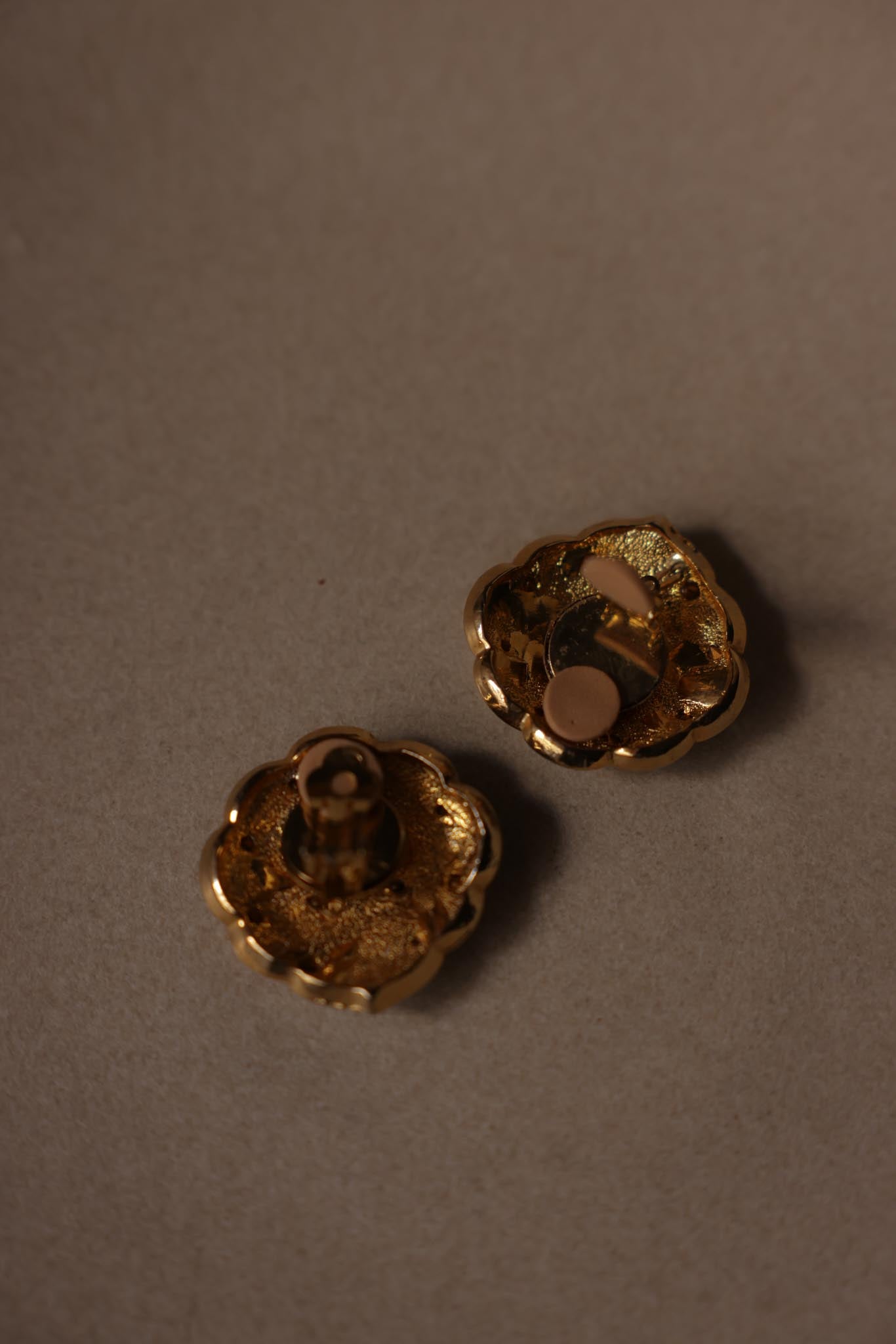 Two-Tone Rhinestone Floral Clip-On Earrings|Vintage Baazaar 