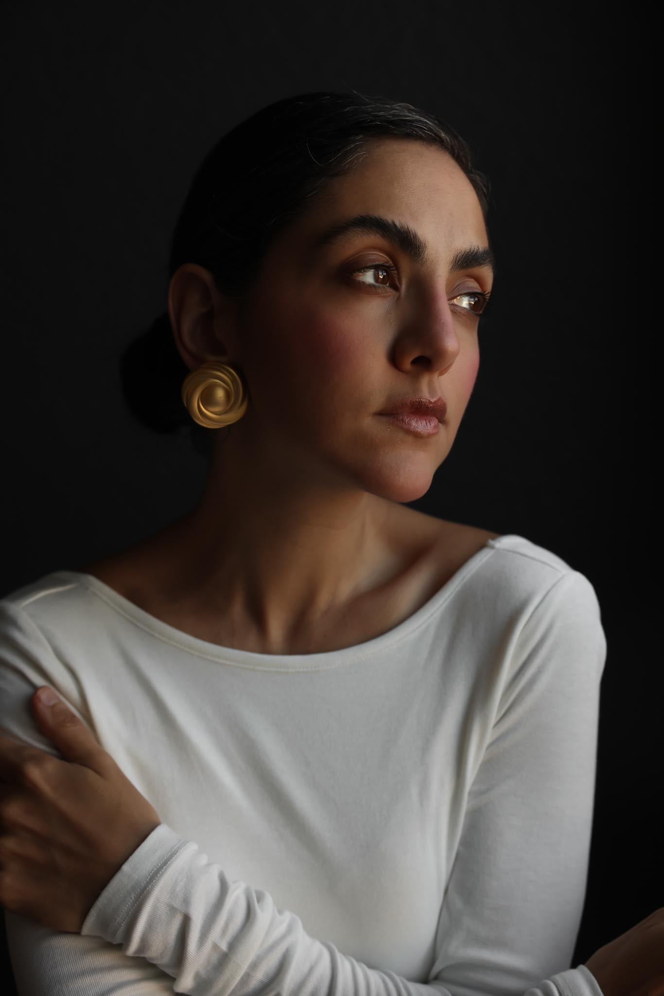 Matte Gold Swirl Clip-On Earrings|Vintage Baazaar 