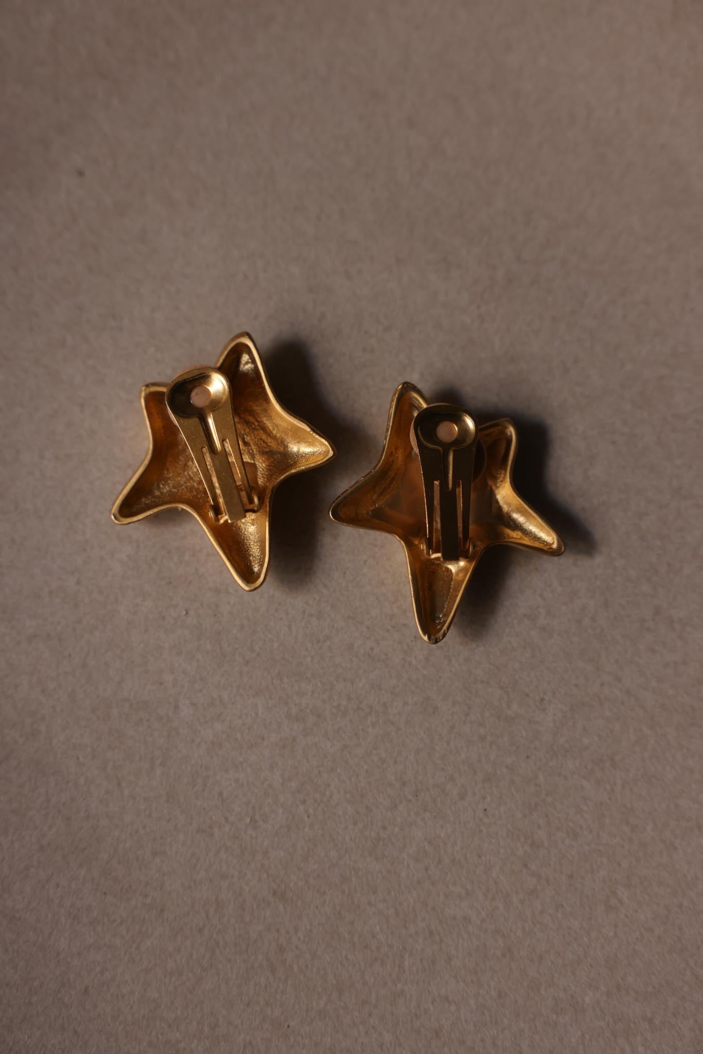 Matte Gold Star Clip-On Earrings|Vintage Baazaar 