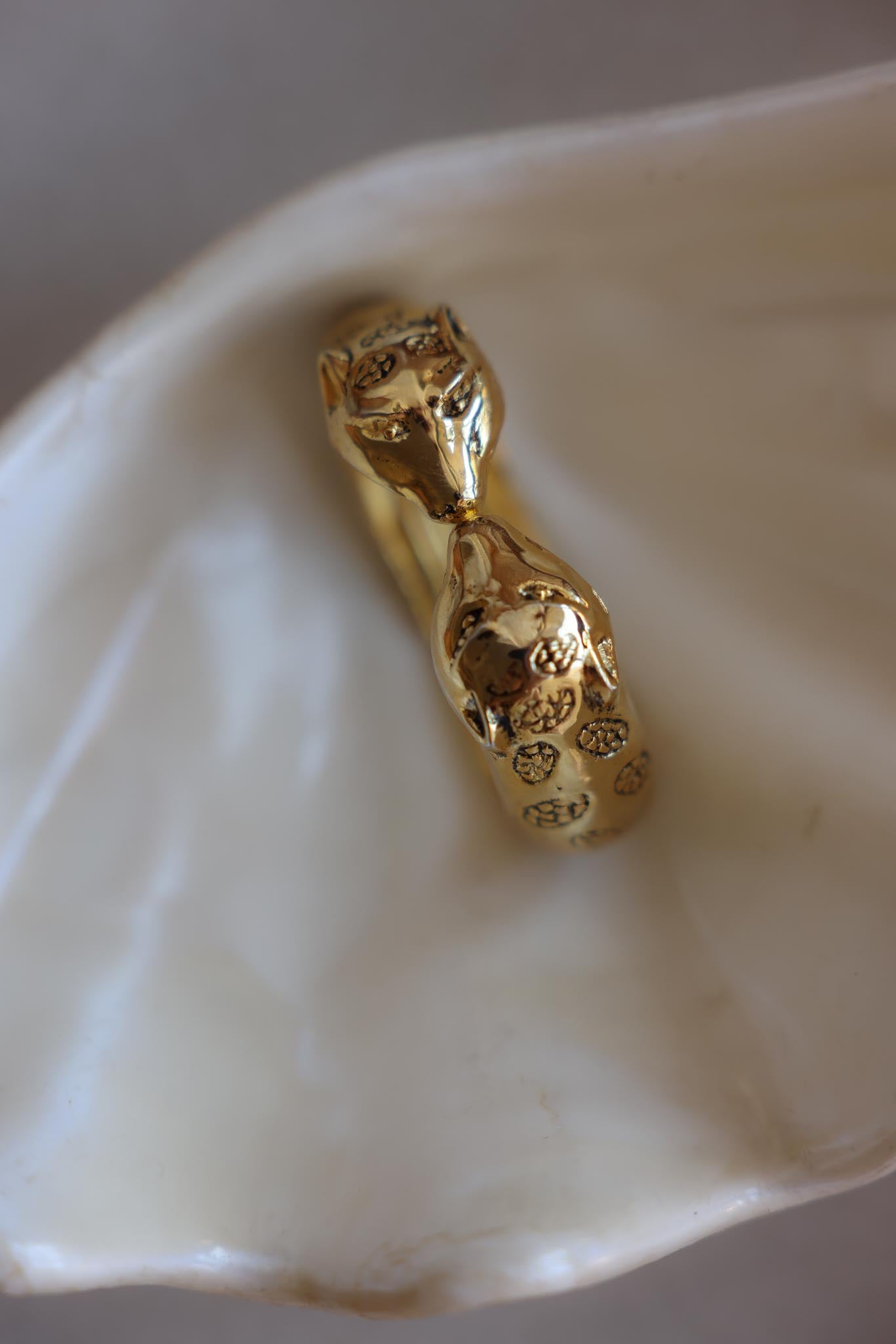 Gold Panther Hinged Bracelet|Vintage Baazaar 