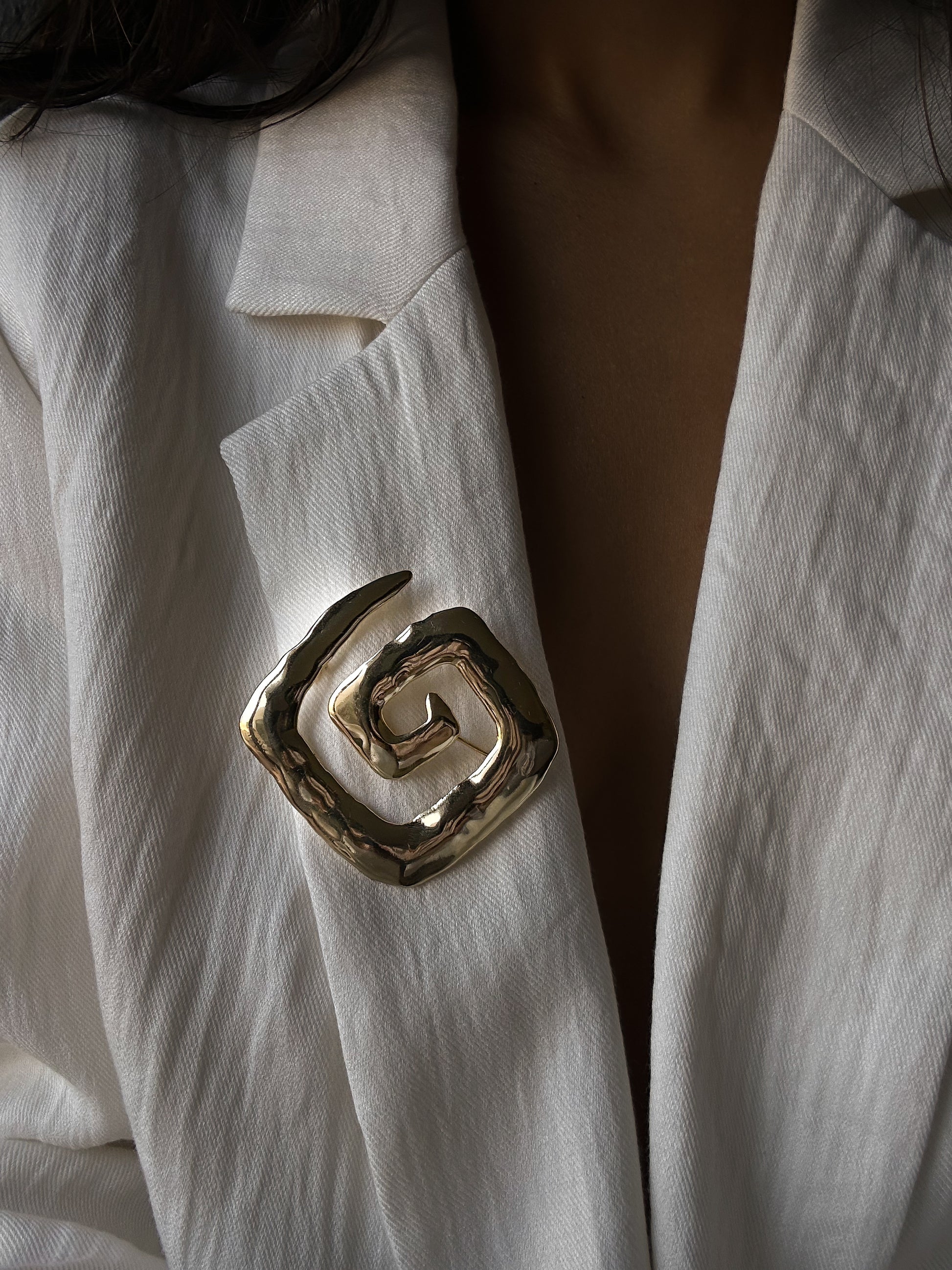 Golden Spiral Brooch|Vintage Baazaar 