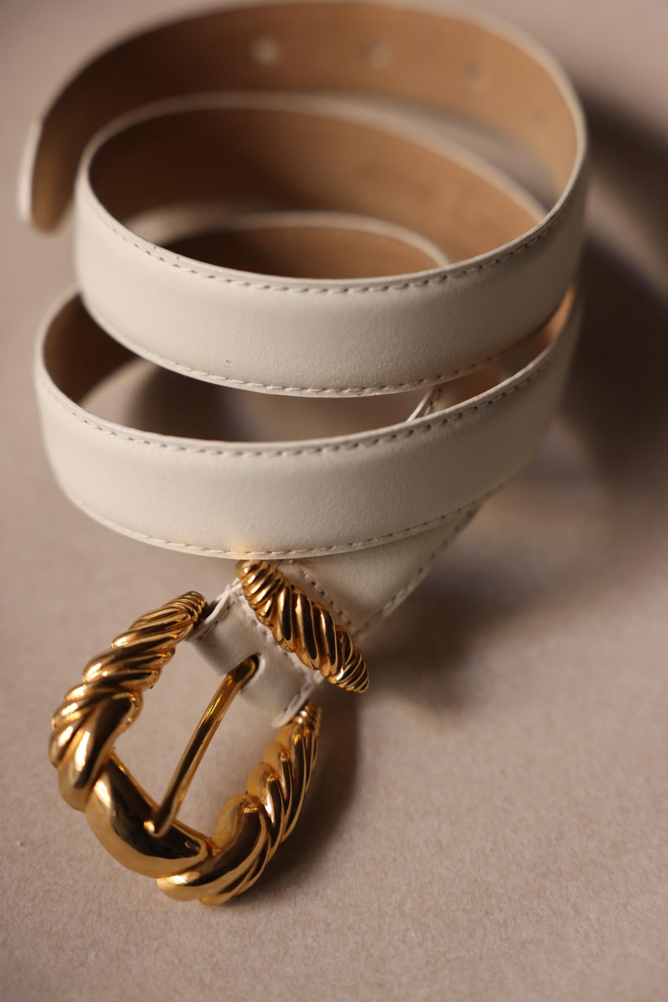 White Leather Belt With Twisted Gold-Tone Buckle