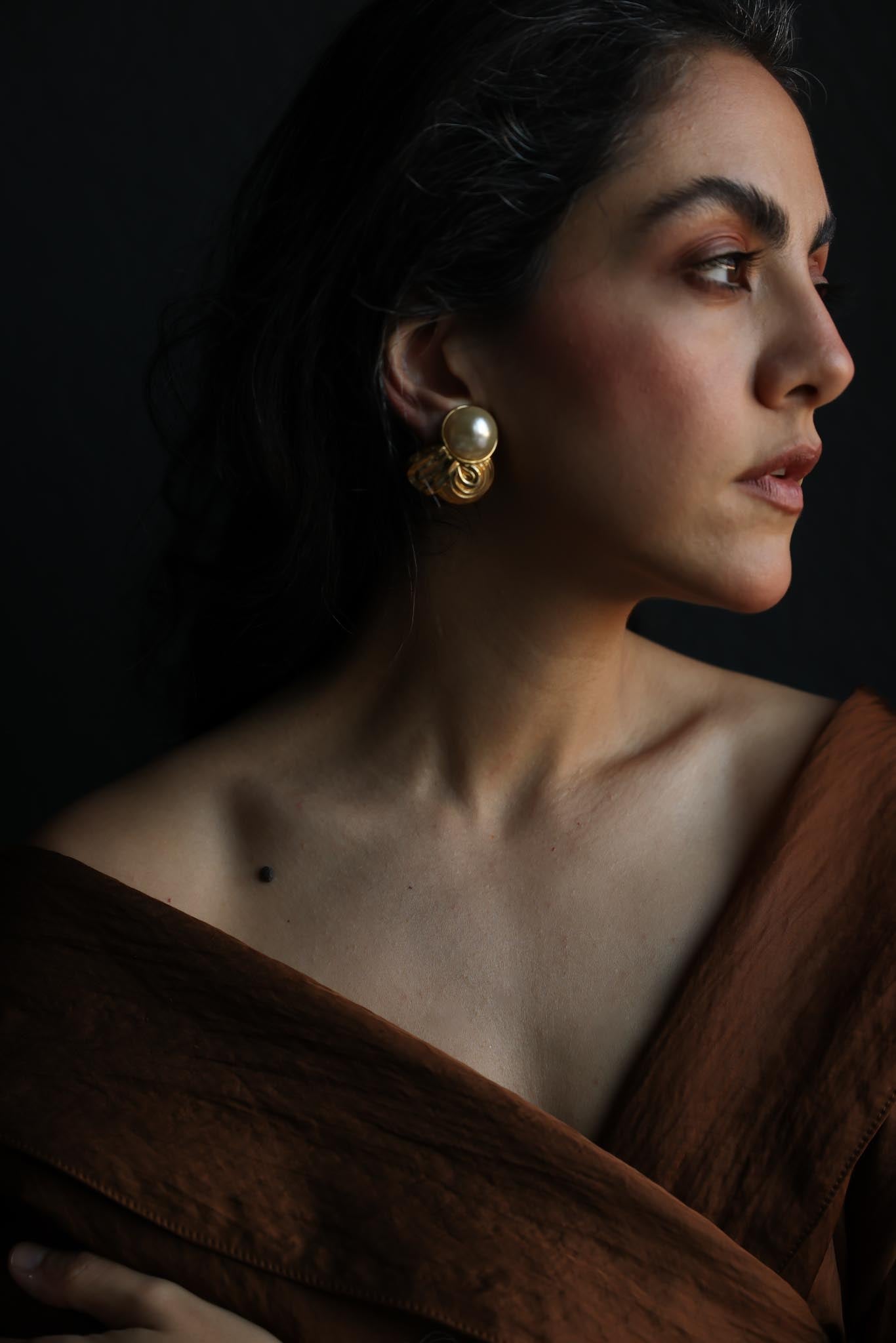 Gold-Tone Faux Pearl Clip-On Earrings|Vintage Baazaar 